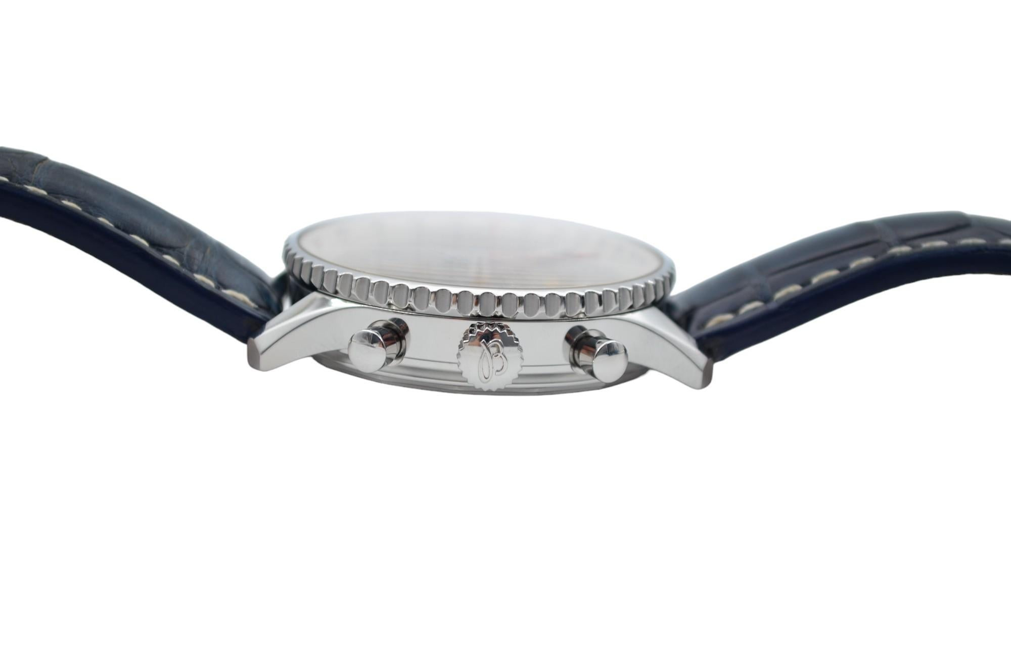 Breitling Navitimer 1 Chronographe 46 mm, cadran bleu acier, sangle en cuir AB012721 en vente 8