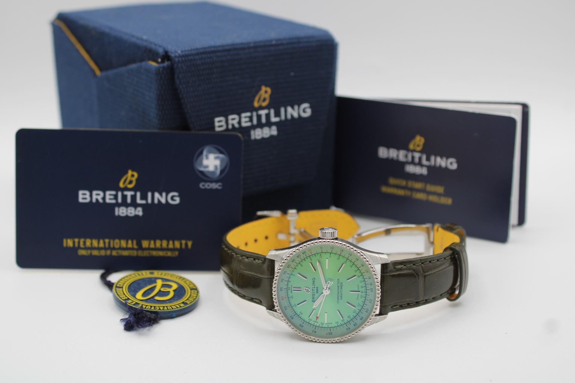 Breitling Navitimer A17395 Automatik 35mm Mint Grünes Zifferblatt 2024 Box & Papiere im Angebot 9