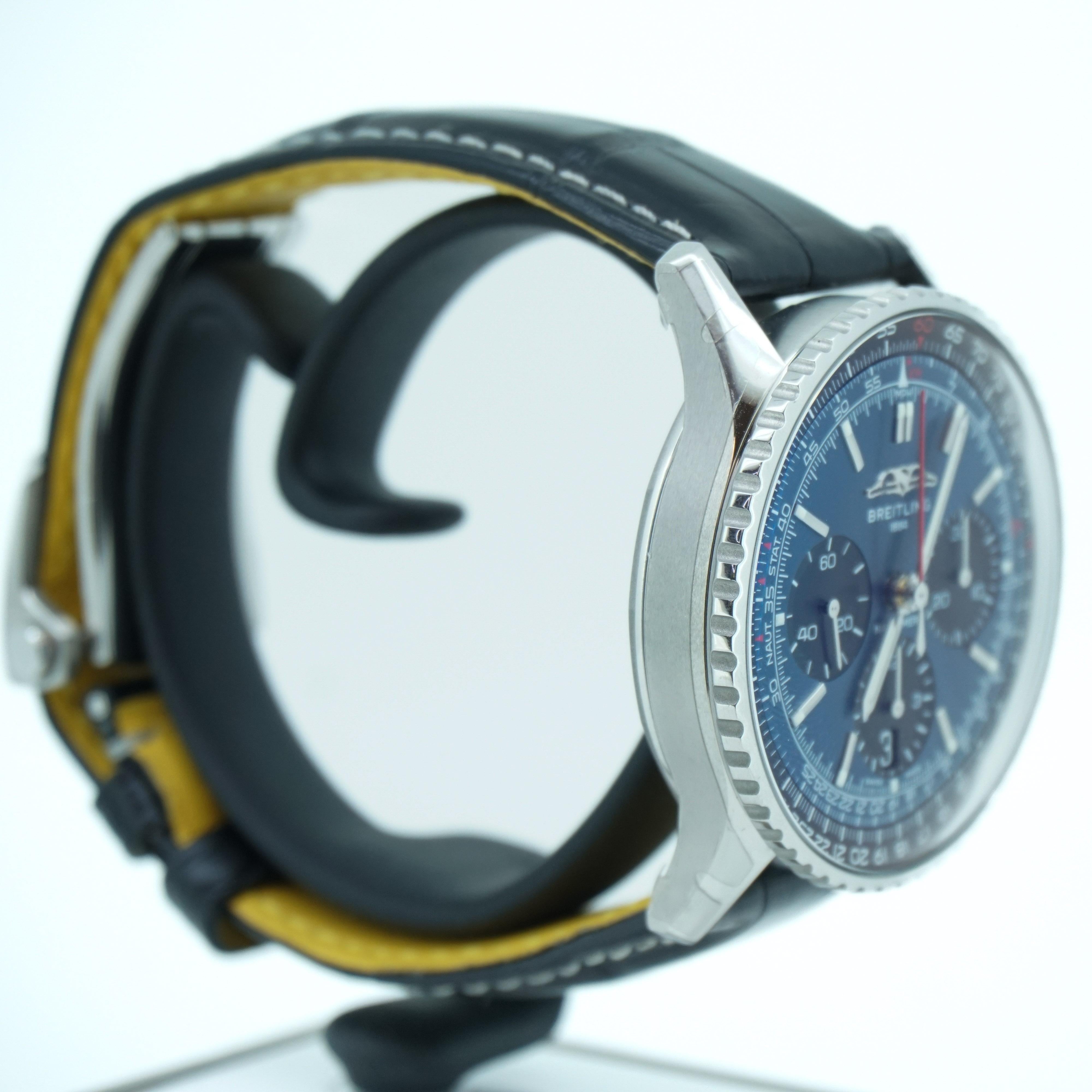 Acier inoxydable, cadran bleu, bracelet en alligator noir avec boucle déployante.

Mouvement automatique à remontage automatique, officiellement certifié chronomètre. Fonction chronographe.
Boîtier en acier inoxydable de 41 mm de diamètre.
Fond