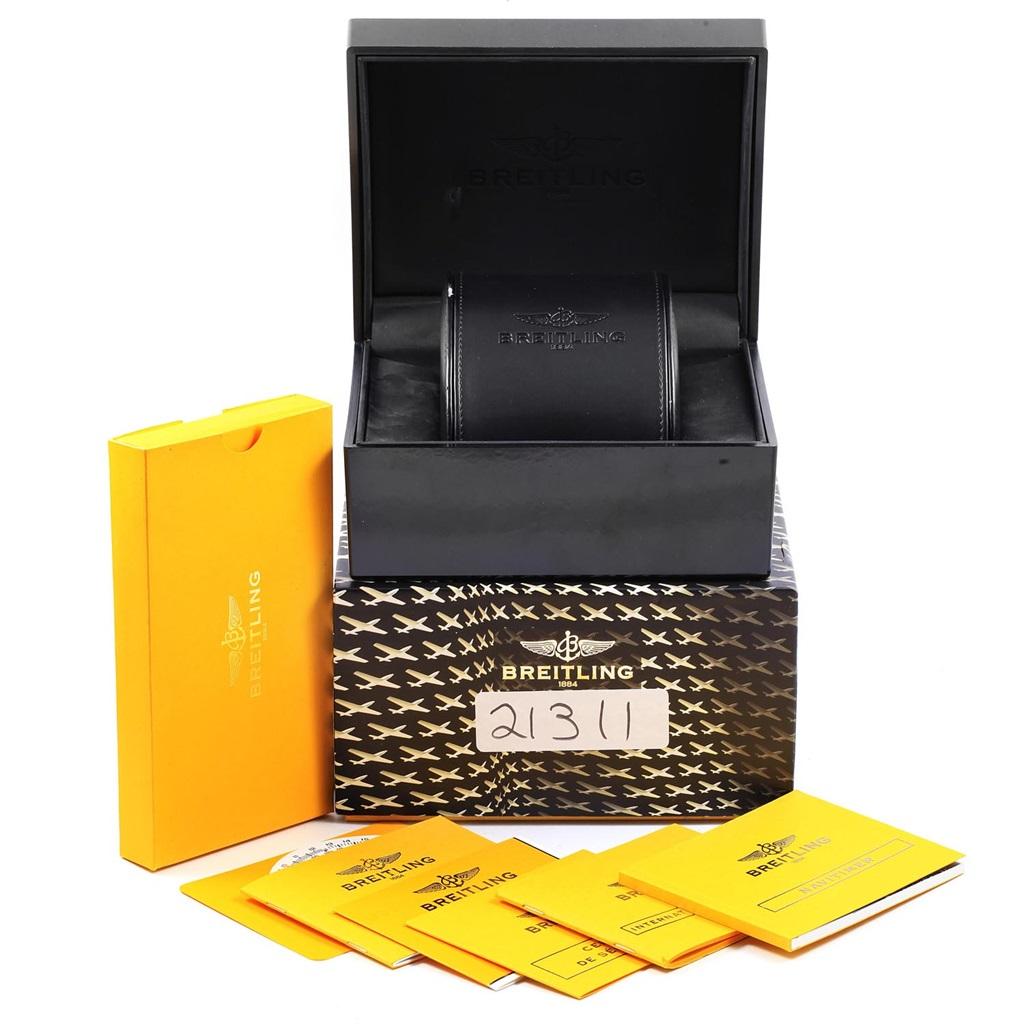 Breitling Navitimer Chronograph Panda Stahl-Herrenuhr A23322 Box Papiere im Angebot 9