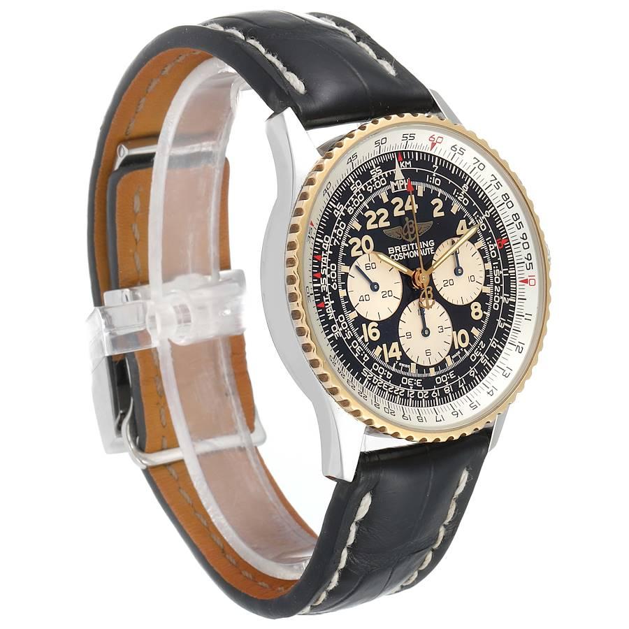 Navitimer Cosmonaute Lemania: Gelbgolduhr D12022 mit Schachtel und Papieren im Zustand „Hervorragend“ im Angebot in Atlanta, GA