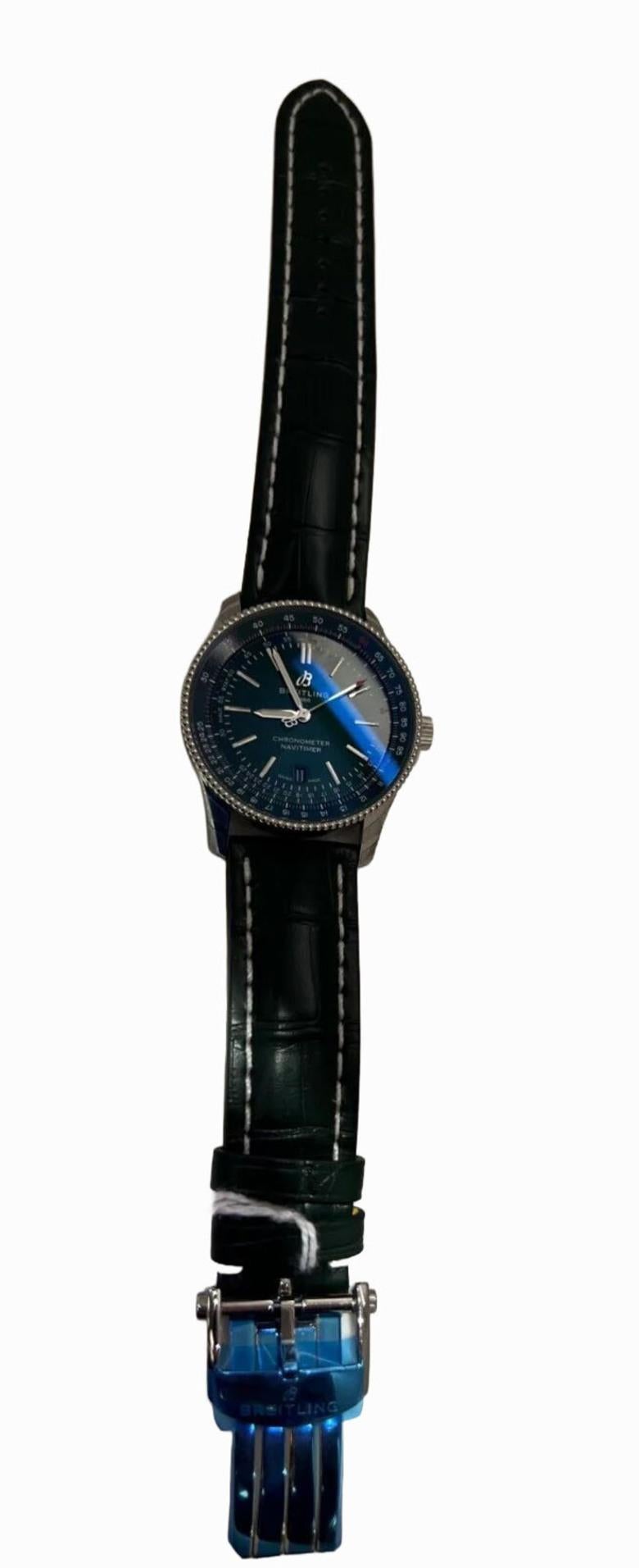 Breitling Navitimer Grün Herrenuhr 41mm - A17326361L1P2 im Zustand „Neu“ im Angebot in New York, NY