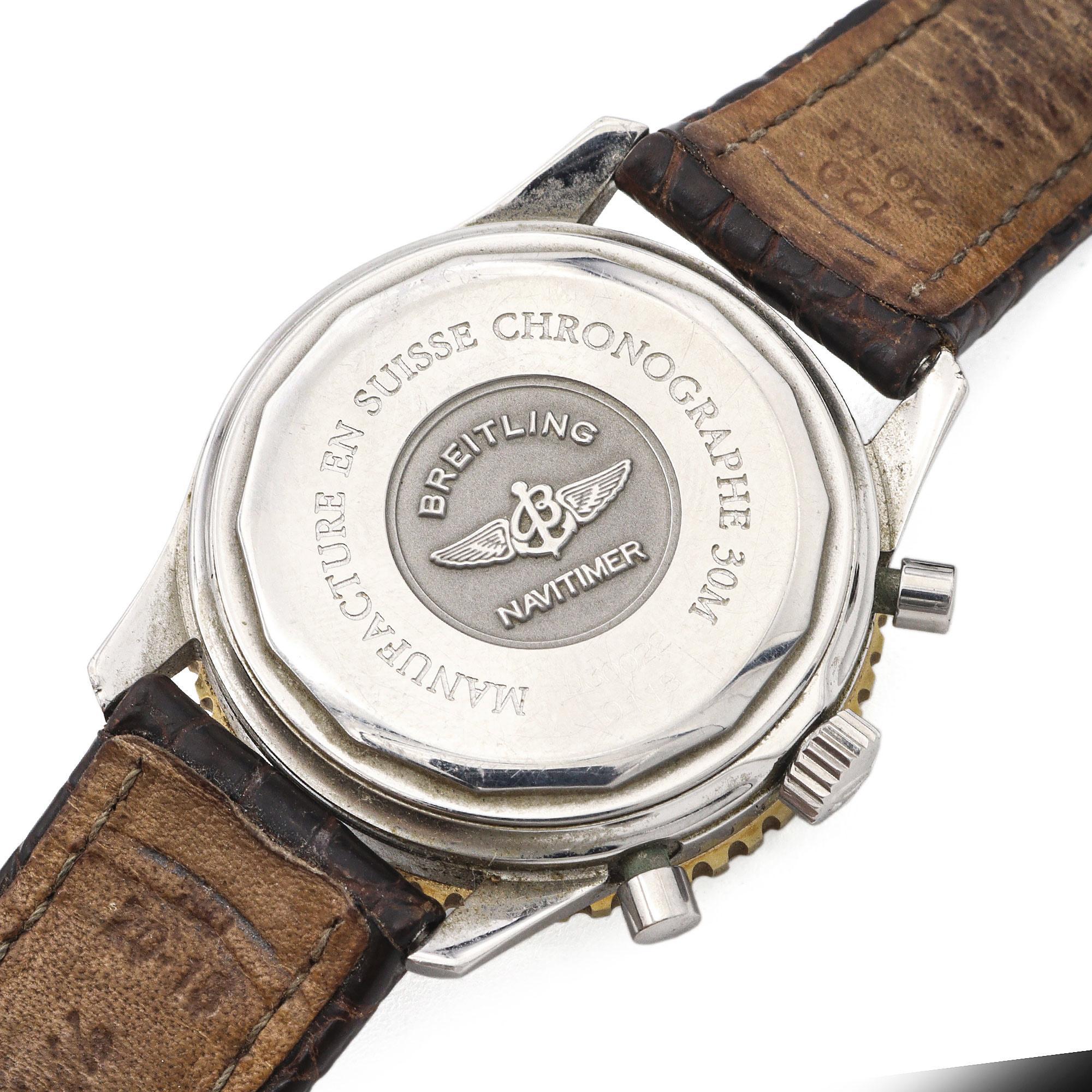 Die Breitling Navitimer Chronograph Automatic Men's Watch, Referenz D30022, ist ein kühner Ausdruck des historischen Erbes der Luftfahrt und der technischen Meisterleistung. Mit seinem robusten Edelstahlgehäuse und der markanten, kannelierten