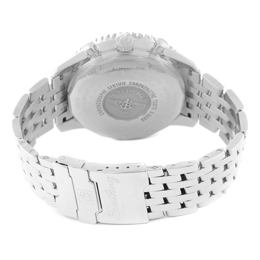Breitling Navitimer World GMT Chronograph Silber Zifferblatt Stahl-Herrenuhr A24322 4