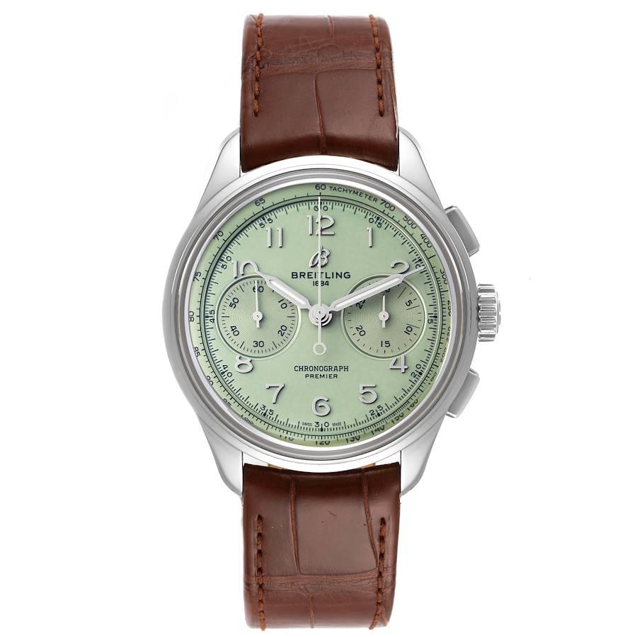 Breitling Premier B09 Chronograph 40 grünes Zifferblatt Stahl Herrenuhr AB0930 Box Card. Chronographenwerk mit Handaufzug. Rundes Edelstahlgehäuse mit einem Durchmesser von 40,0 mm. Transparenter Gehäuseboden aus Saphirglas. Lünette aus rostfreiem