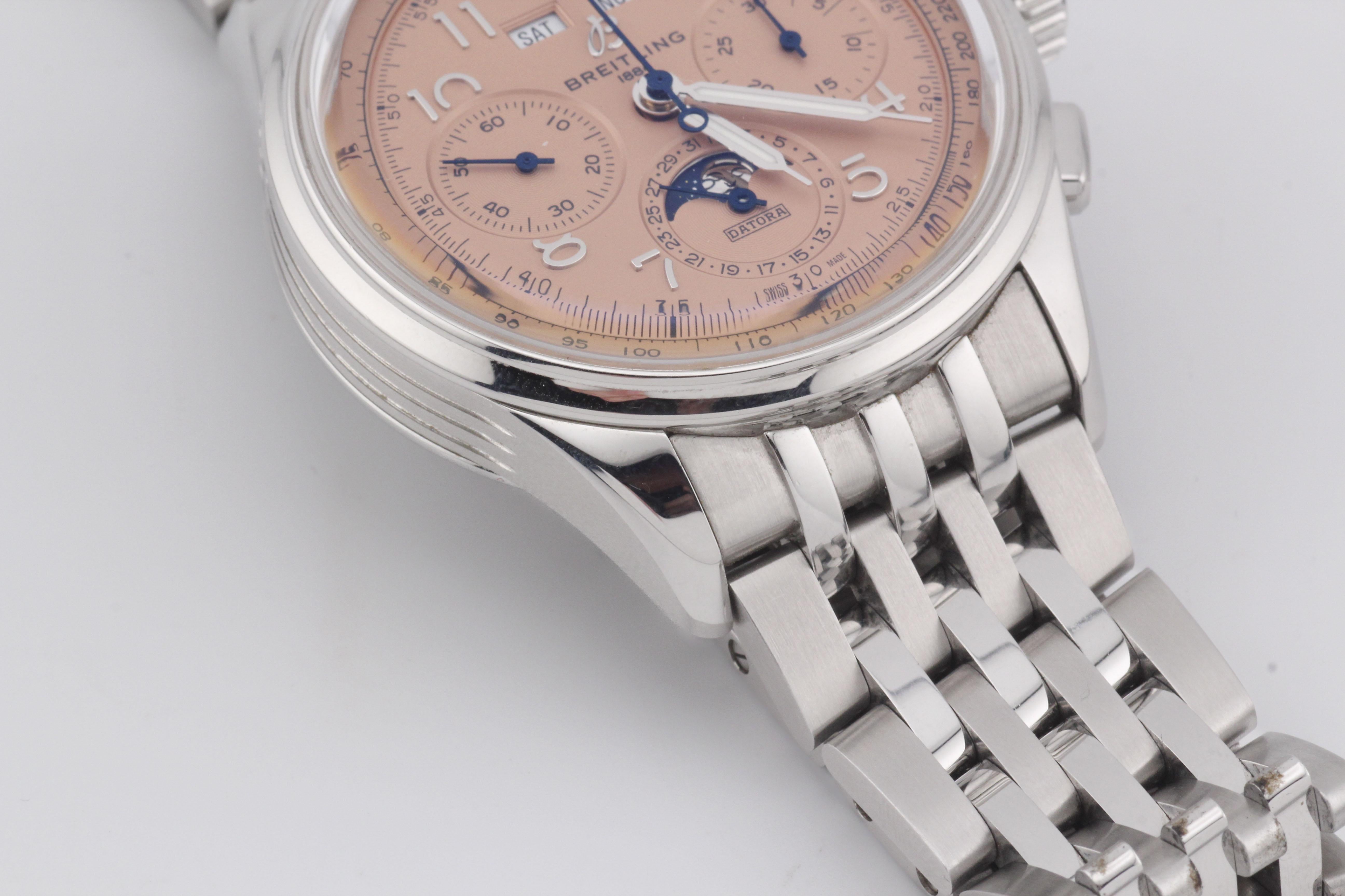 Montre-bracelet Breitling Premier Datora B25 Triple Date Chronographe à phase de lune en vente 9