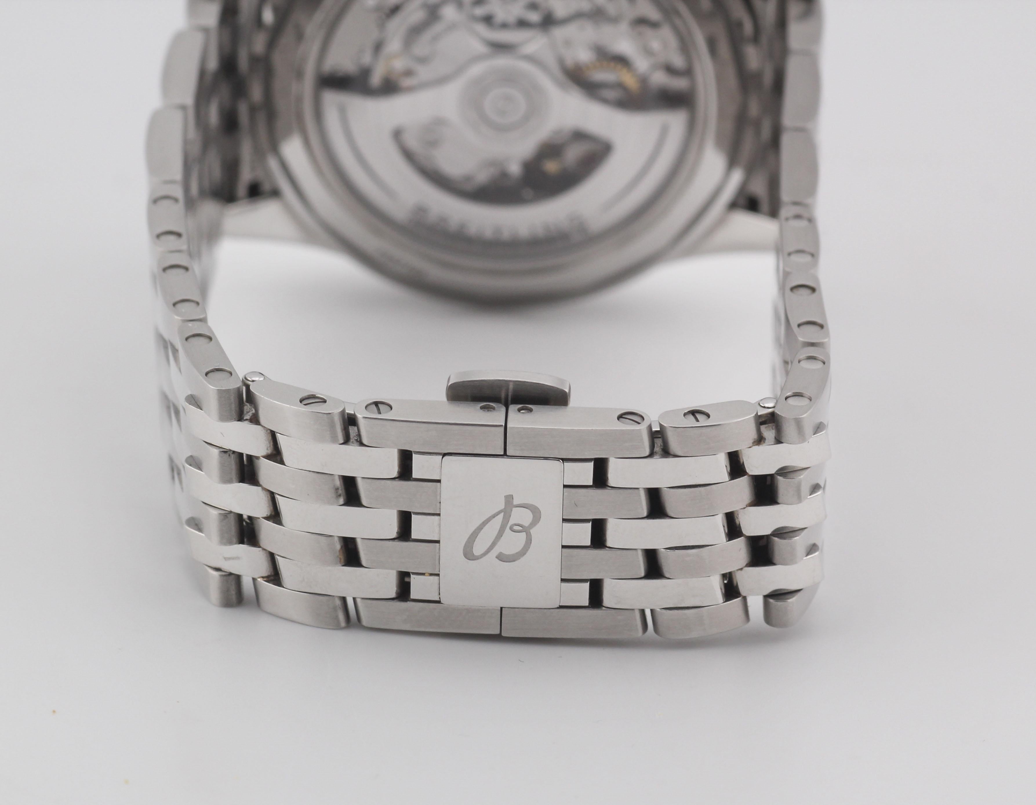 Montre-bracelet Breitling Premier Datora B25 Triple Date Chronographe à phase de lune en vente 1