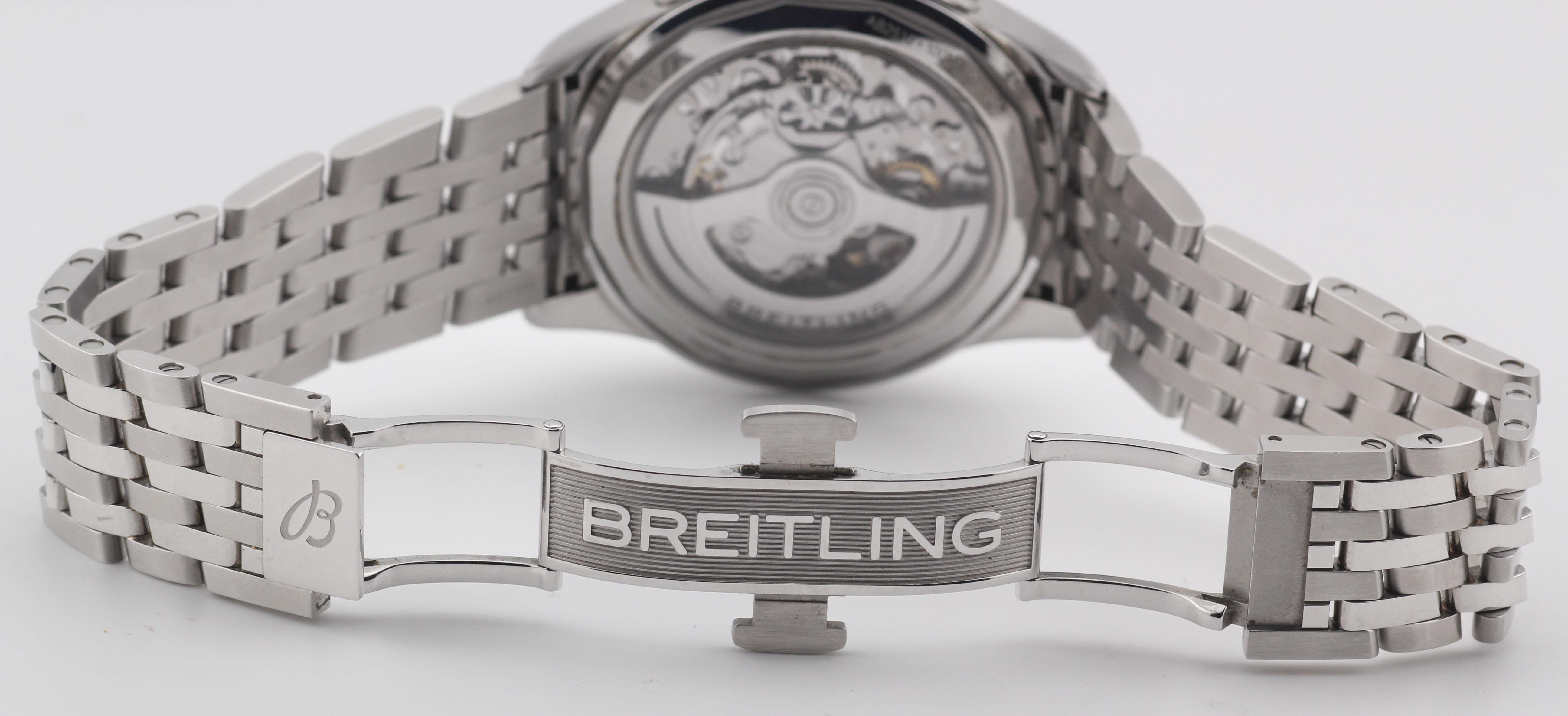 Montre-bracelet Breitling Premier Datora B25 Triple Date Chronographe à phase de lune en vente 3