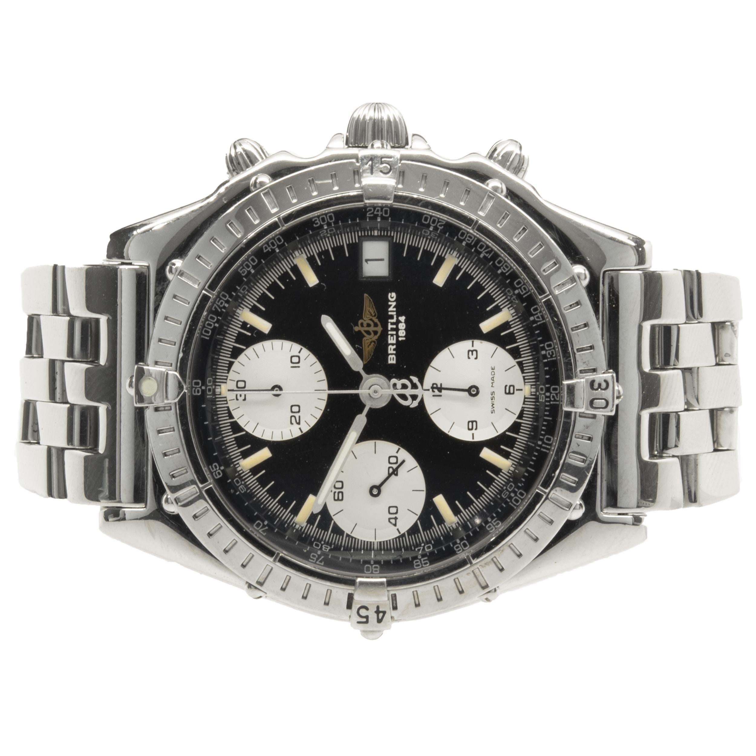 Uhrwerk: automatisch
Funktion: Stunden, Minuten, Sekunden, Datum, Chronograph
Gehäuse: rundes 40-mm-Edelstahlgehäuse, einseitig drehbare Lünette, Saphir-Schutzglas, gravierter Breitling Gehäuseboden, verschraubte Krone, wasserdicht bis 100