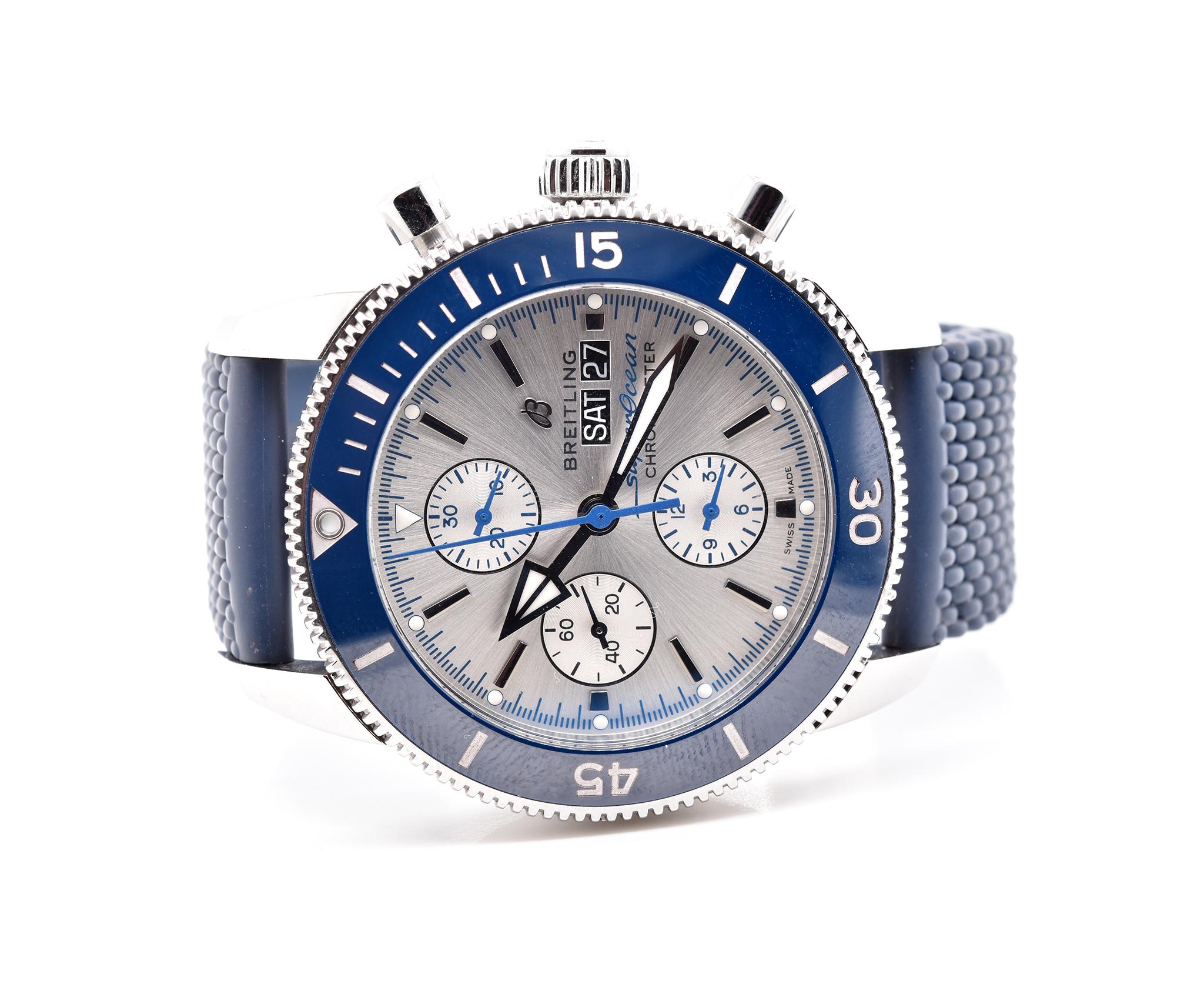 Designer: Breitling
Movement: automatic
Function: hours, minutes, small seconds, chronograph
Case: round 44mm stainless steel case, scratch resistant sapphire crystal, water resistant to 200m
Dial: white dial, luminescent hands, day-date at 3