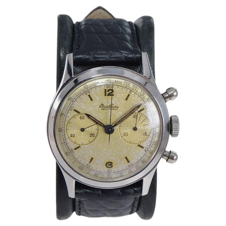 Chronographe à boutons ronds en acier de Breitling avec cadran original, vers les années 1950 en vente