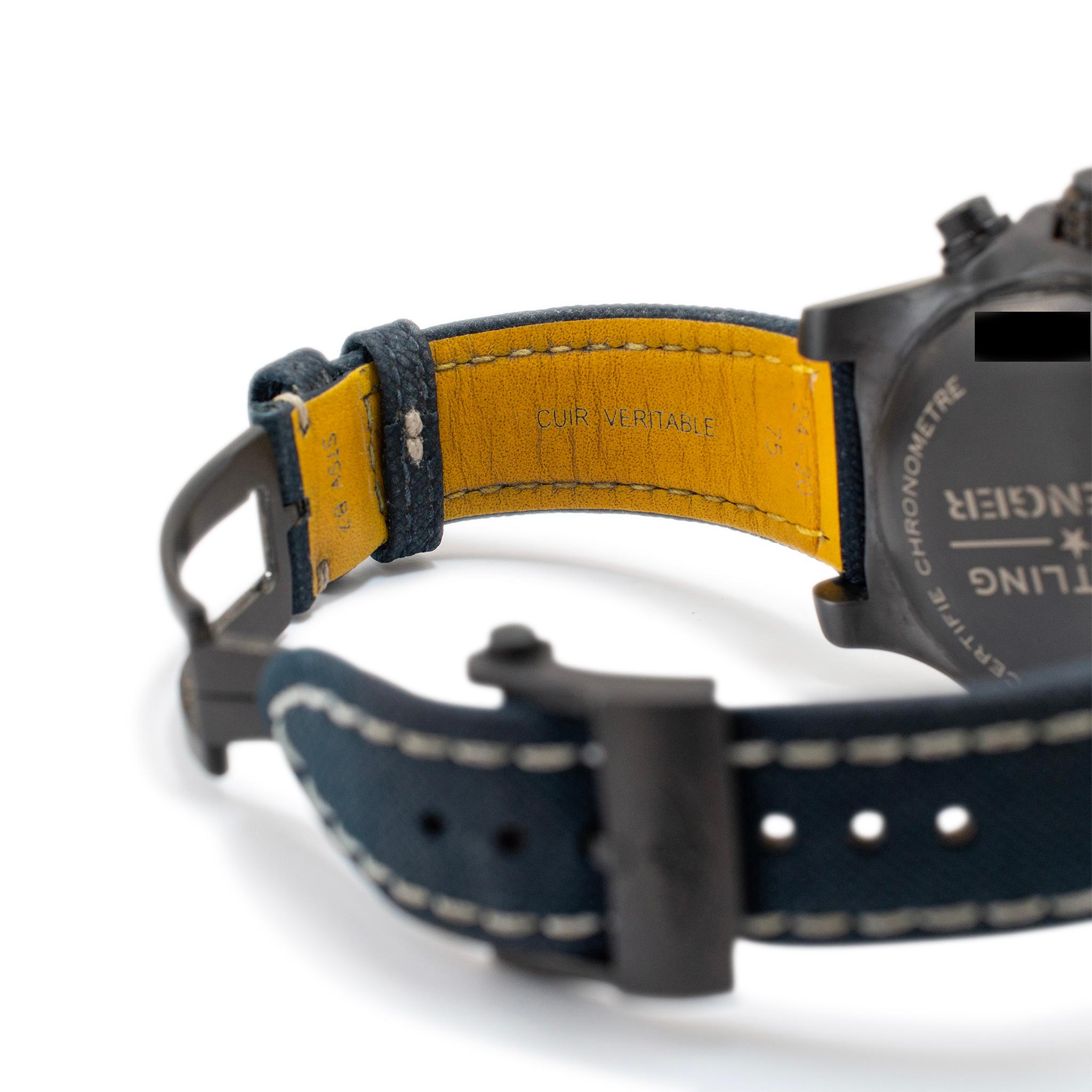 Breitling Super Avenger 48MM V13375 Blue Night Mission Montre en titane en vente 3