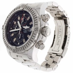 Montre automatique Breitling Super Avenger avec cadran noir et chronographe