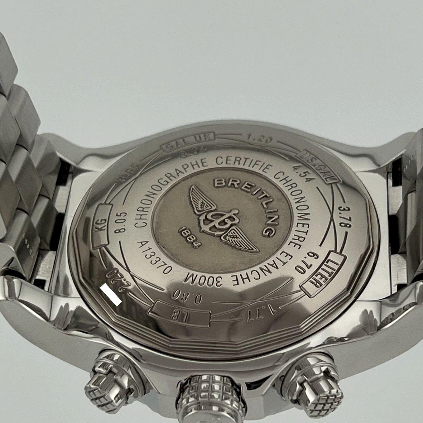 Número de estilo: A13370



Número de serie: 218****



Año: 2004 - 2013

 

Model No: Breitling Super Vengador

 

Material de la caja: Acero inoxidable 

 

Banda: Acero inoxidable 

 

Bisel: Acero inoxidable 

 

Esfera: Negra 

 

Cristal: