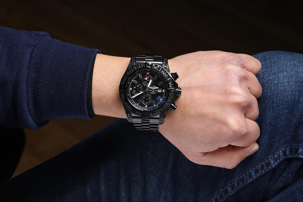 Breitling Super Avenger A13370 Maßgefertigte schwarze PVD-Uhr mit Diamanten Herren im Angebot