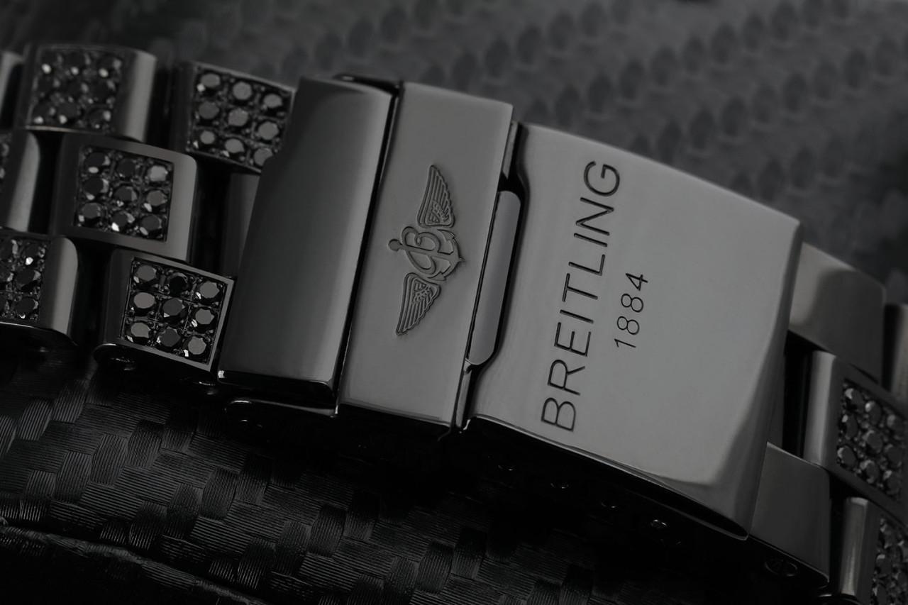 Breitling Super Avenger Chrono A13370 PVD/DLC enduit de diamants véritables noirs en vente 2