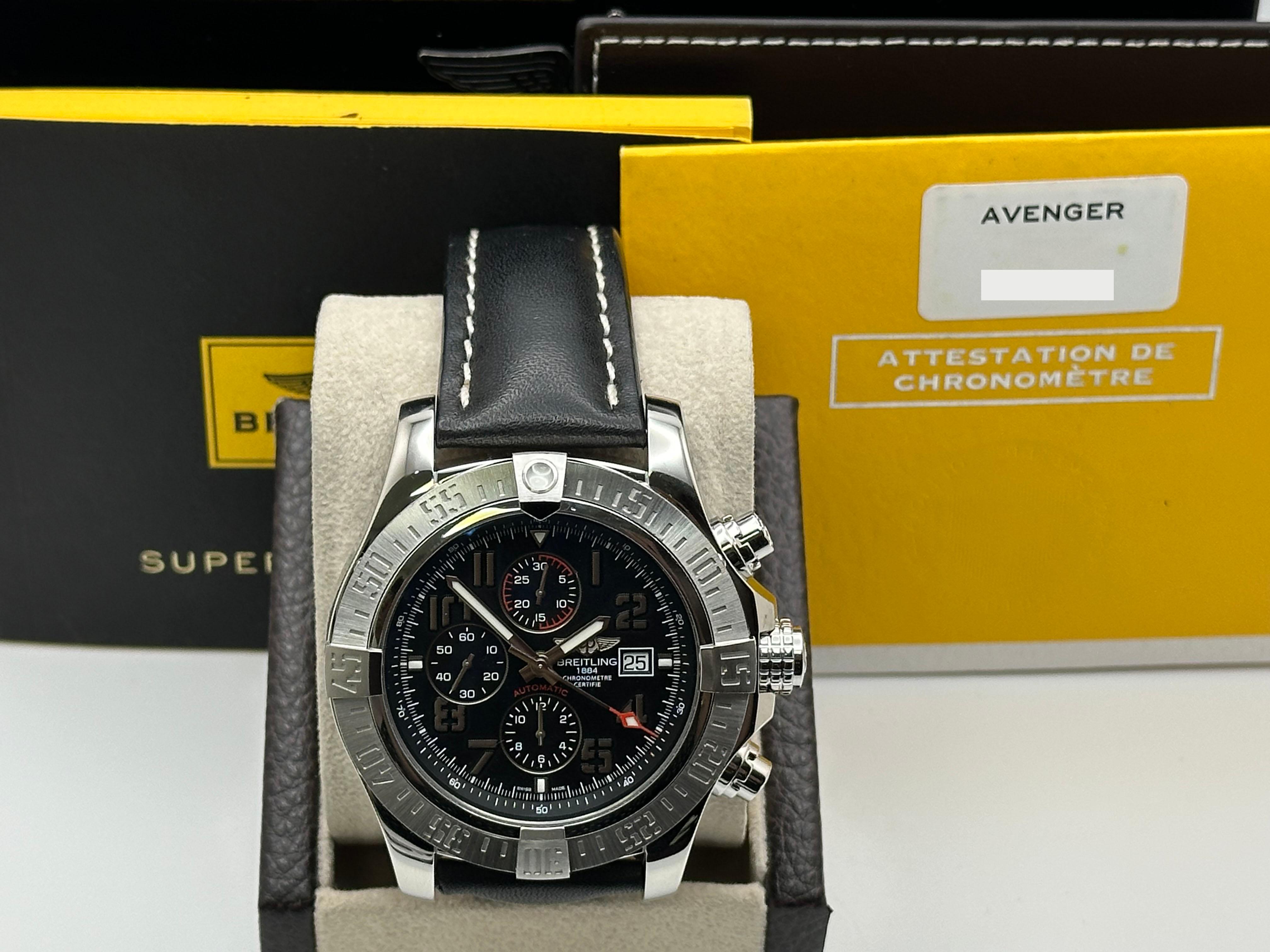 Breitling Super Avenger II A13371 Acciaio inossidabile Cinturino in pelle Scatola Libretto 48mm in vendita 7