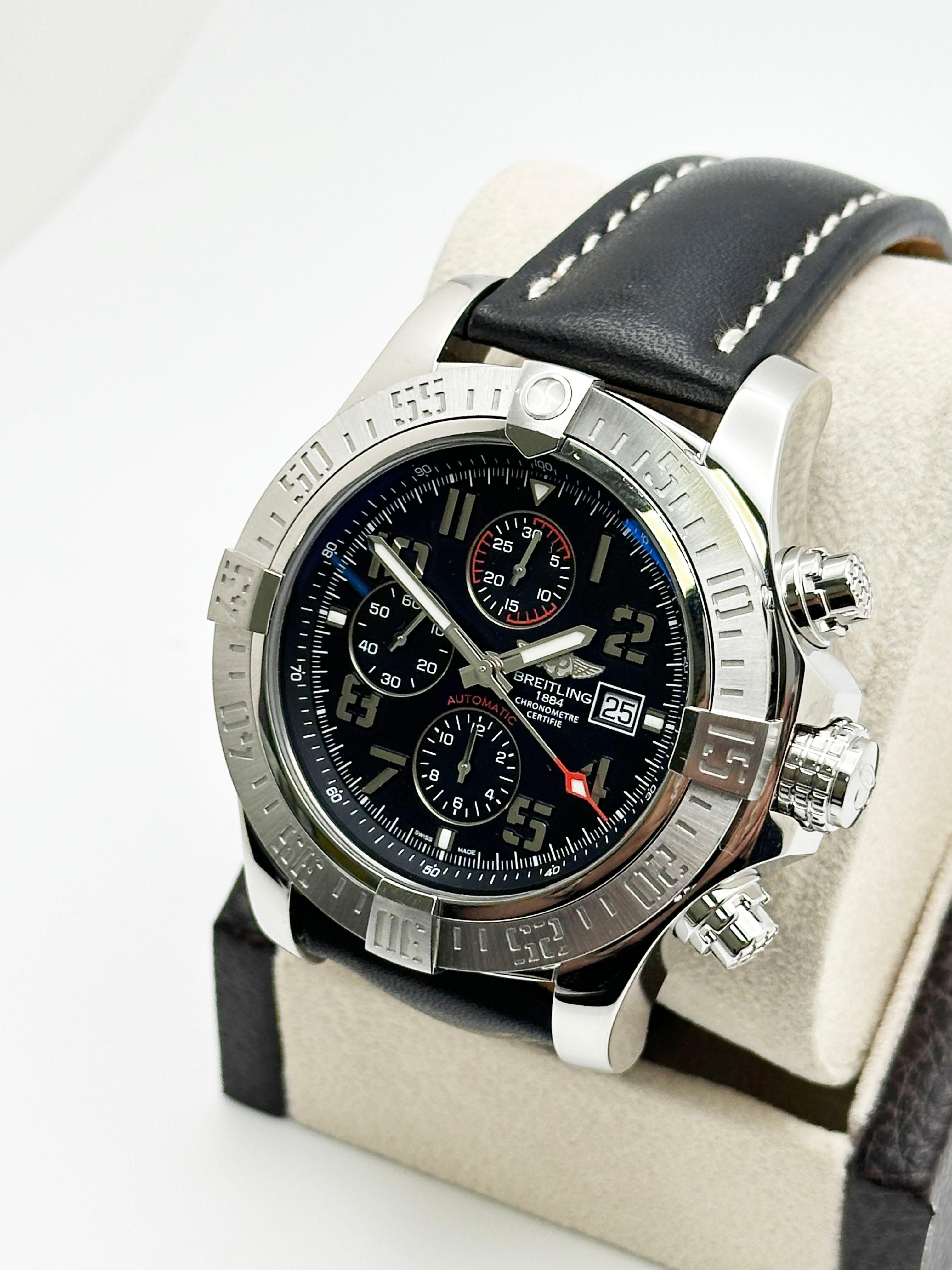 Uomo Breitling Super Avenger II A13371 Acciaio inossidabile Cinturino in pelle Scatola Libretto 48mm in vendita