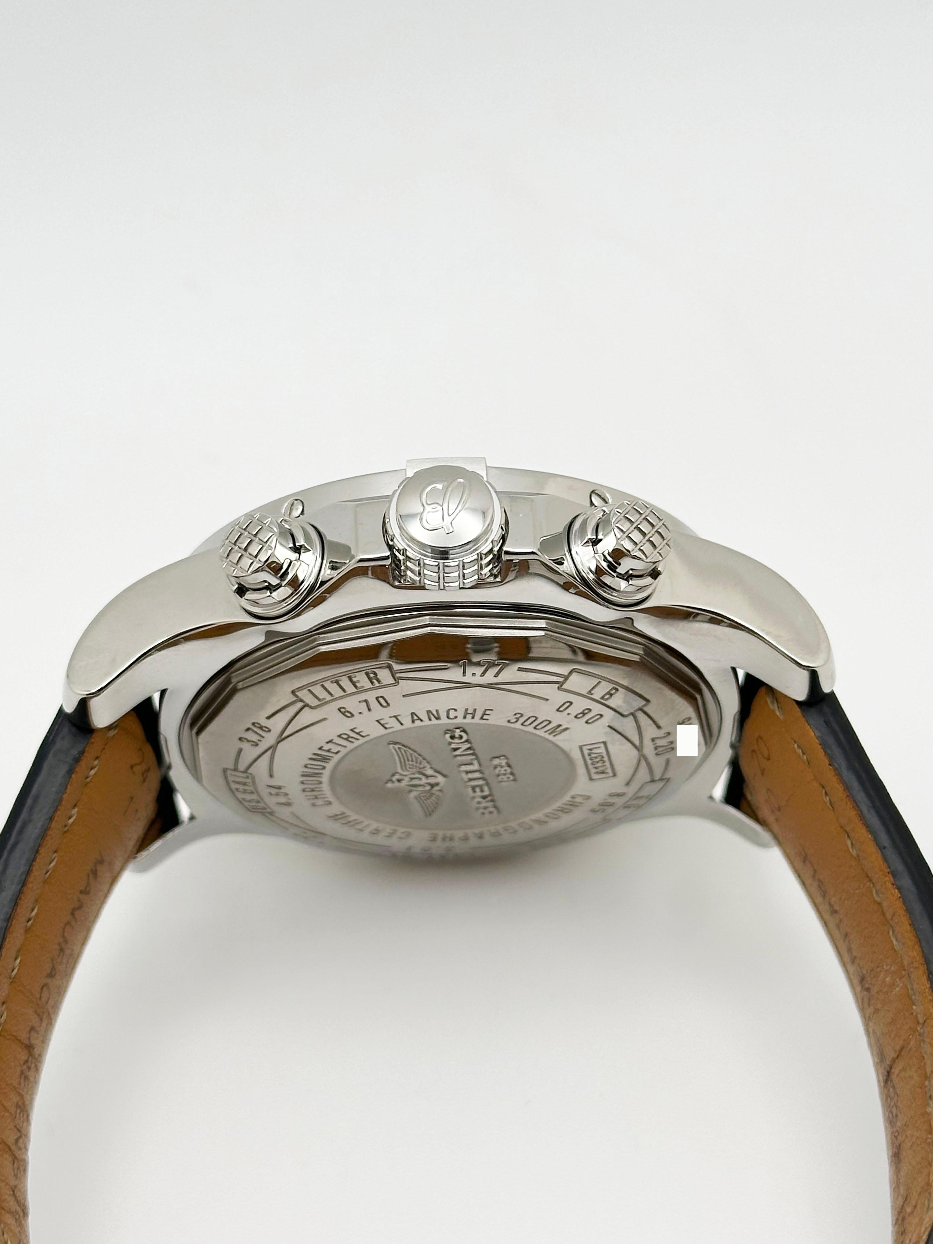 Breitling Super Avenger II A13371 Acciaio inossidabile Cinturino in pelle Scatola Libretto 48mm in vendita 3