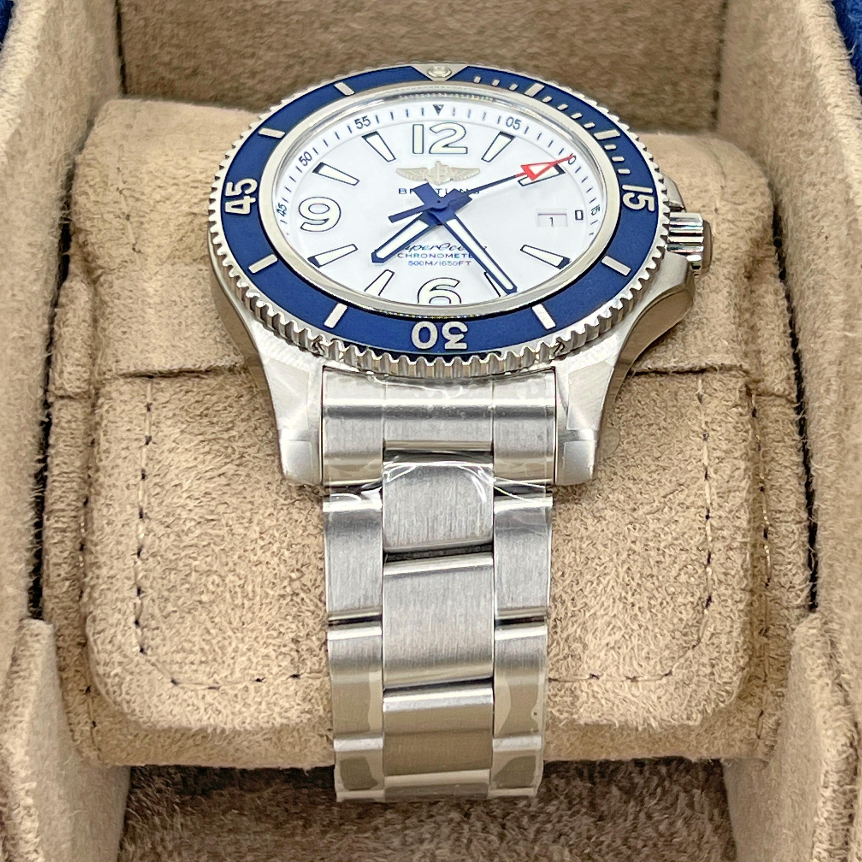 Breitling Superocean 42, A17366D81A1A1, UNWORN Watch, 2021, B+P In New Condition For Sale In New York, NY