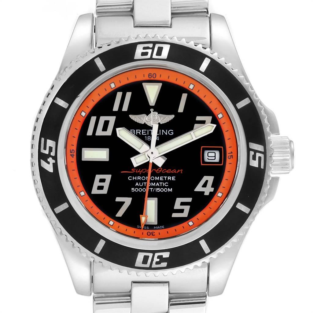 Breitling Superocean 42 Abyss Black Orange LE Mens Watch A17364 Box Papers. Authomatic self-winding movement. Stainless steel case 42.0 mm in diameter. Stainless steel screwed-down crown and pushers. Stainless steel unidirectional revolving bezel.