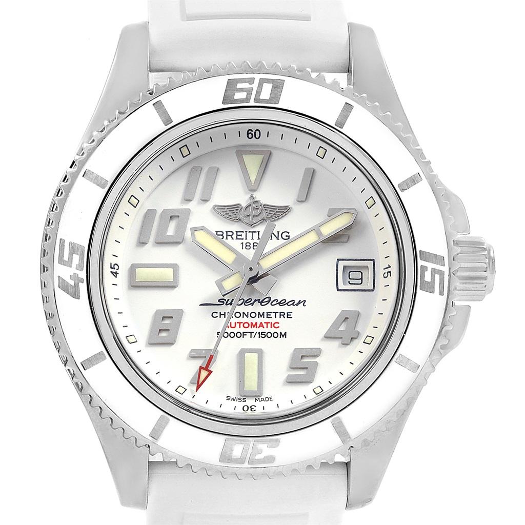 Breitling Superocean 42 Weißes Zifferblatt Gummiarmband Uhr A17364 Box Papiere Herren im Angebot