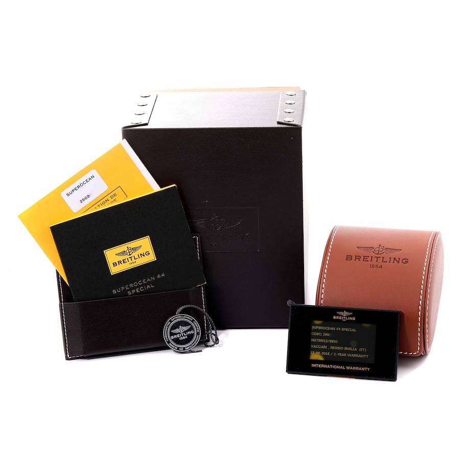Breitling Superocean schwarzes Zifferblatt Blacksteel Herrenuhr M17393 Box Karte im Angebot 8