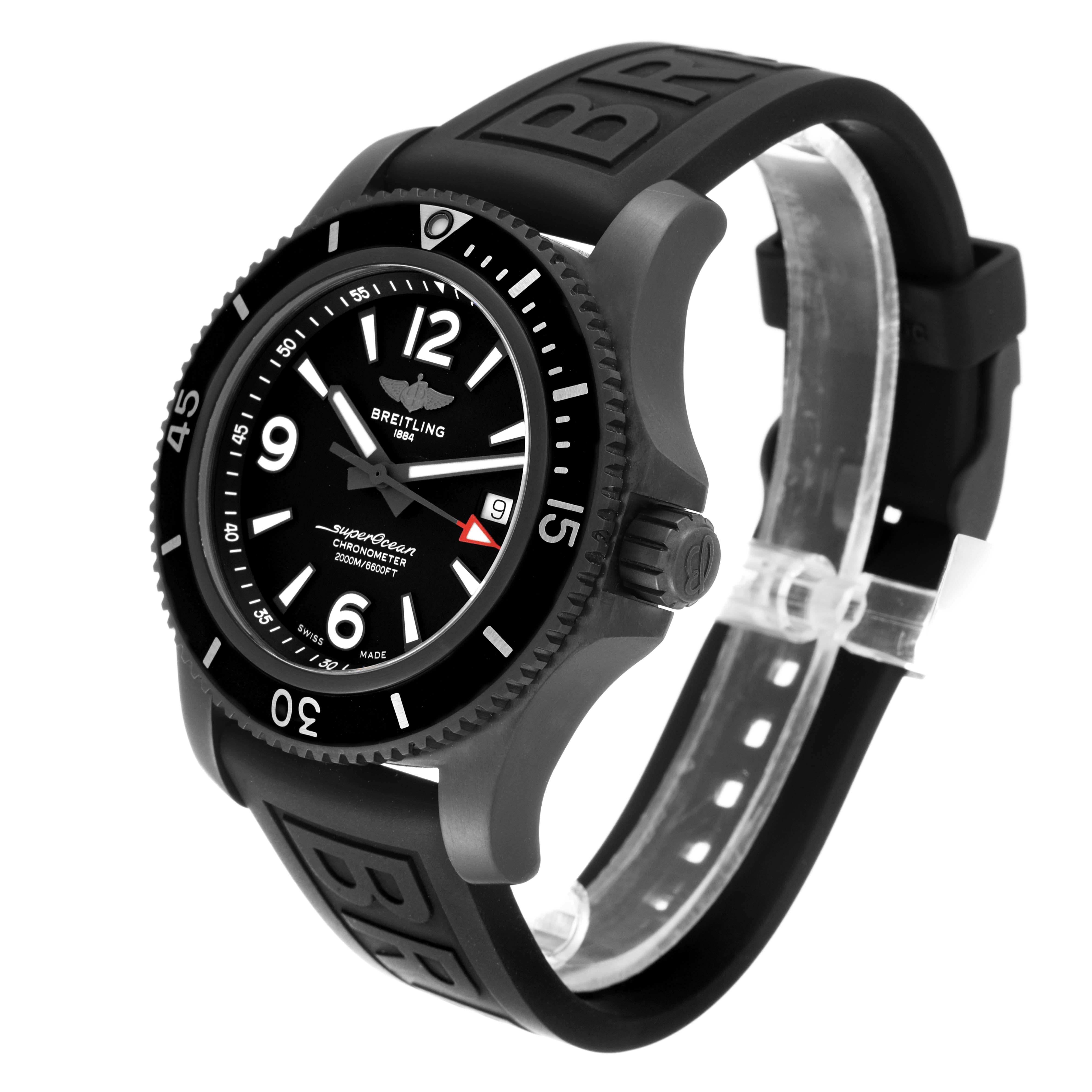Breitling Superocean 46 Schwarzes Zifferblatt DLC Stahl Herrenuhr M17368 Ungetragen. Automatisches Uhrwerk mit Selbstaufzug. DLC-beschichtetes Edelstahlgehäuse mit einem Durchmesser von 46,0 mm. Verschraubte Krone aus Edelstahl. Schwarze, einseitig