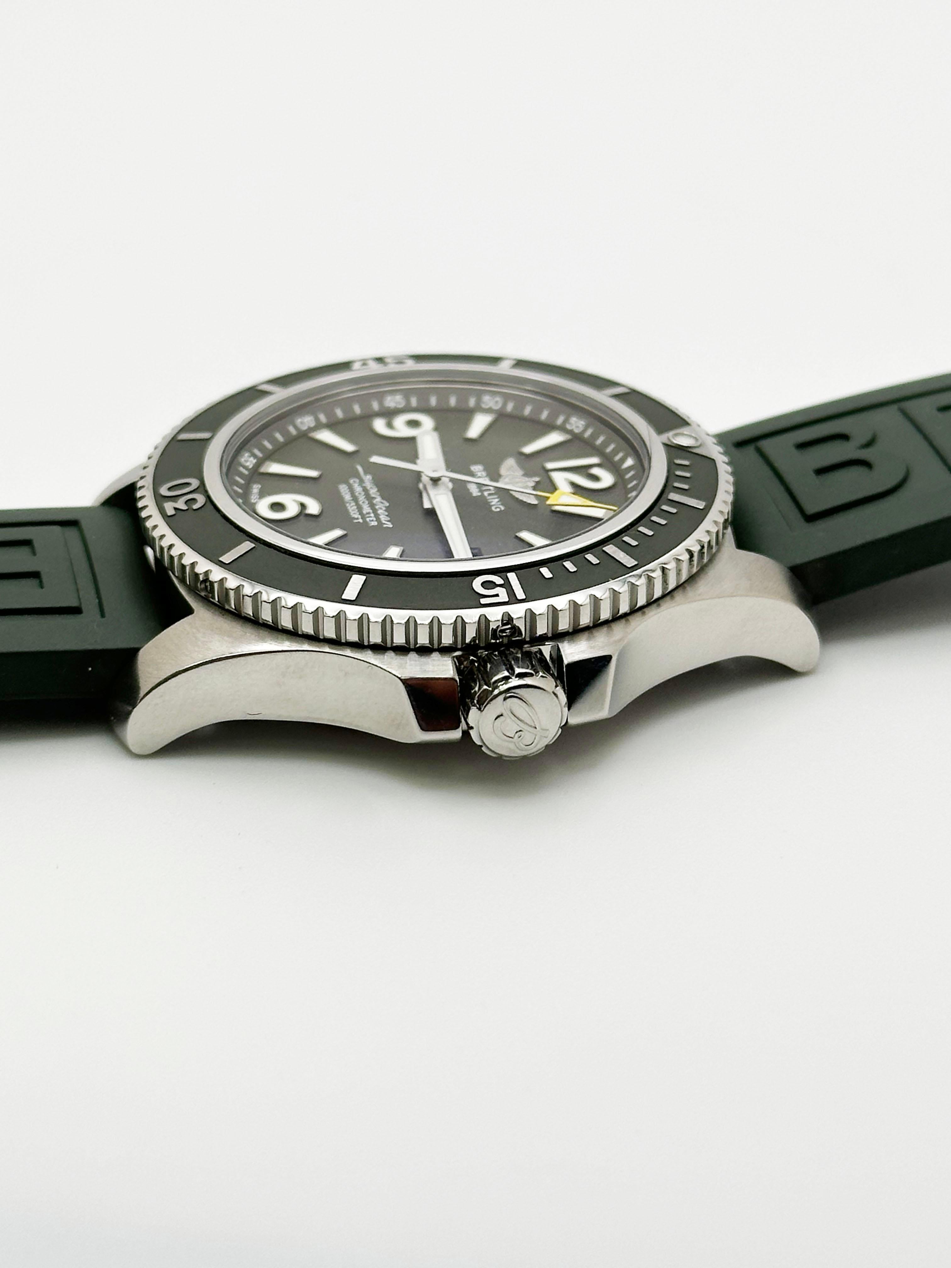 Breitling Superocean Automatic 44 A17367 Green Dial Stainless Steel Box Paper For Sale 1