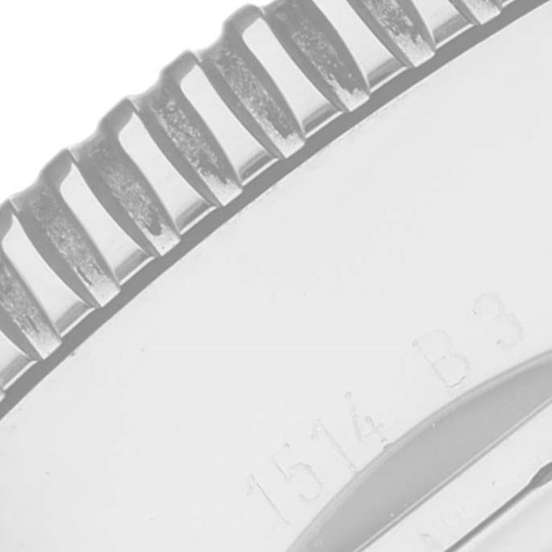 Breitling SuperOcean Heritage Chrono 46 Stahl Herrenuhr A13320. Automatisches Uhrwerk mit Selbstaufzug. Gehäuse aus Edelstahl mit einem Durchmesser von 46.0 mm. Verschraubte Krone aus Edelstahl. Lapidierte Stollen. Schwarze, einseitig drehbare