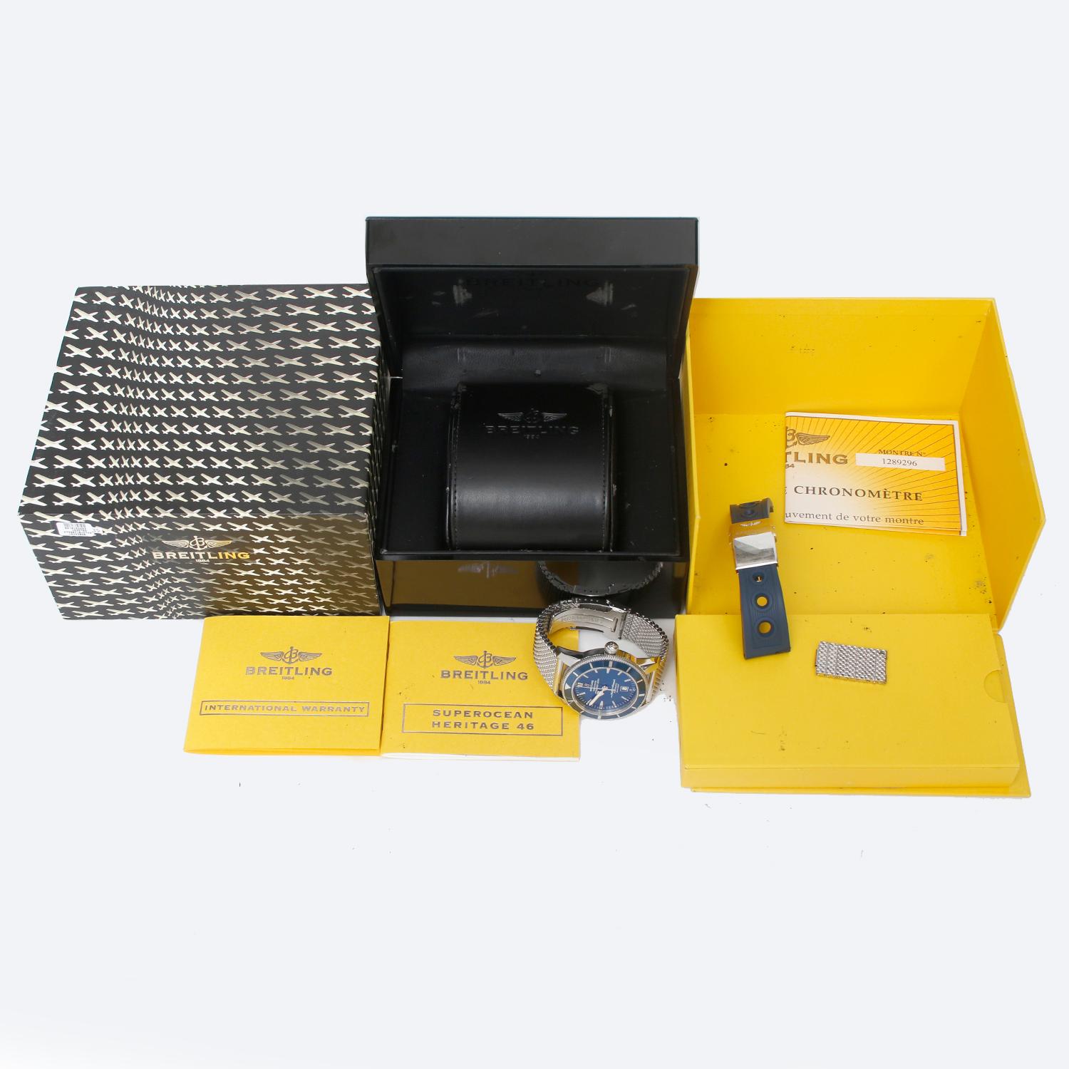 Breitling Superocean Heritage Stainless Steel Men's Watch Ref. 46 a17320 In Excellent Condition For Sale In Dallas, TX