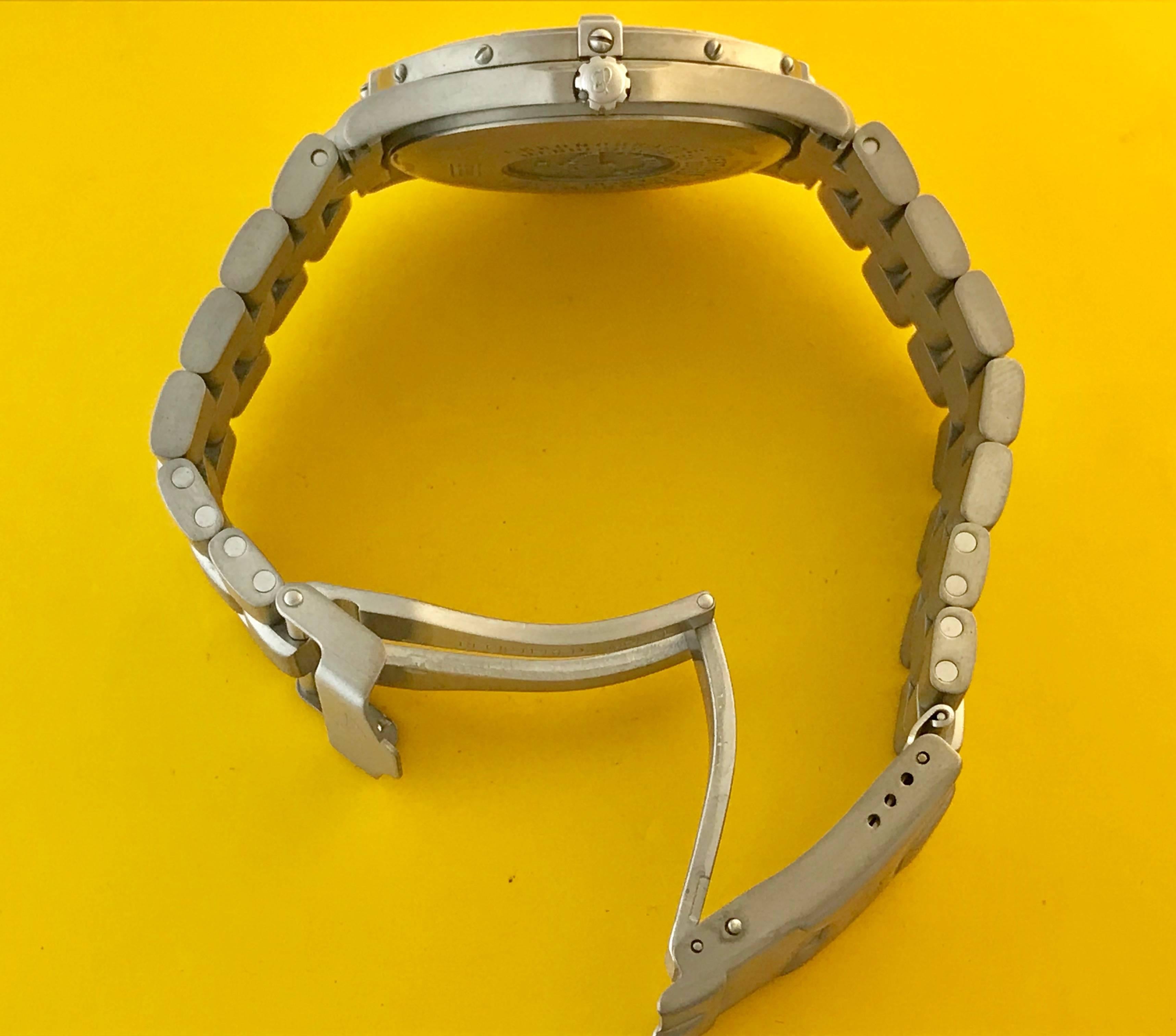 Breitling Titanium Aerospace Quartz Wristwatch In New Condition In Dallas, TX