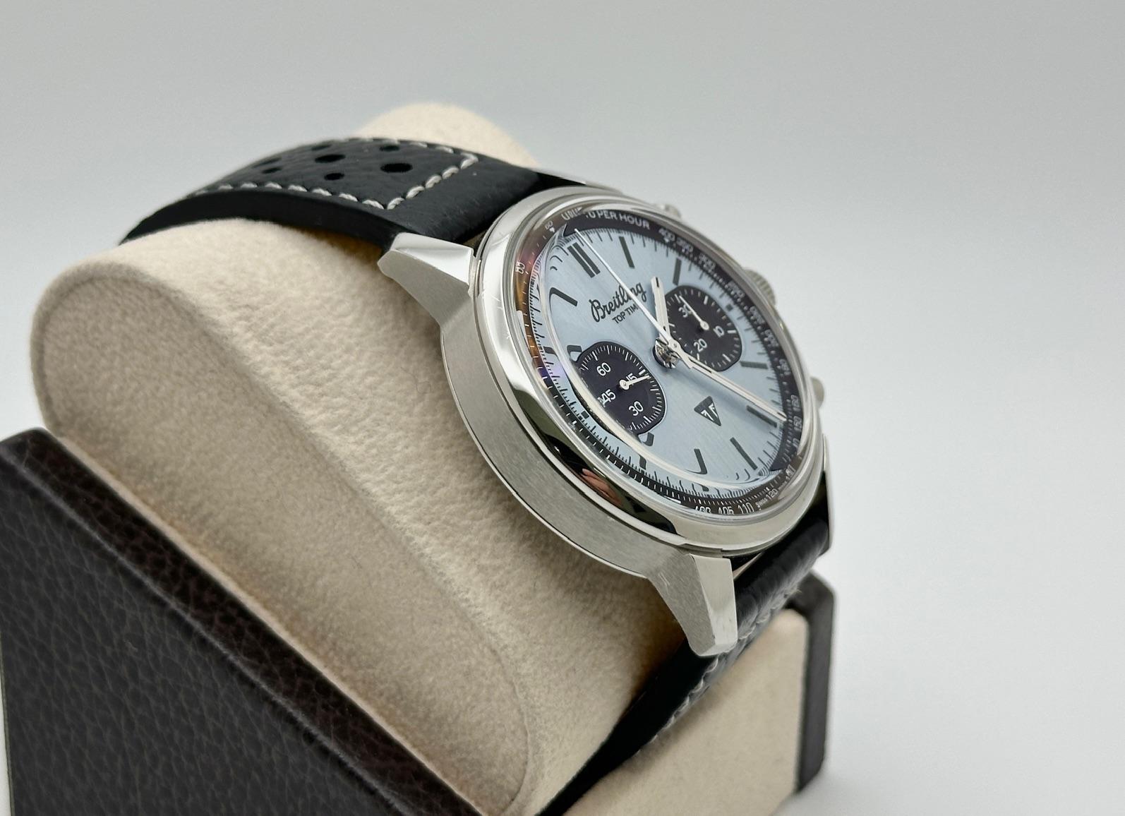 Breitling Top Time B01 Triumph AB0176 Eisblaues Zifferblatt Edelstahl 41mm Herren im Angebot