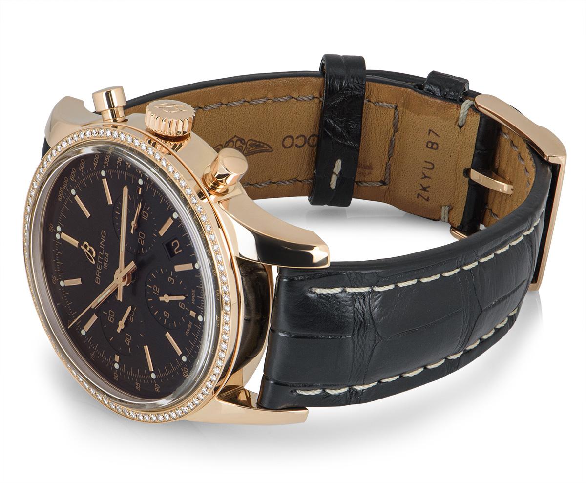 Breitling Transocean Chronograph 18k Rose Gold Black Dial Diamond Bezel RB0152 In Excellent Condition In London, GB