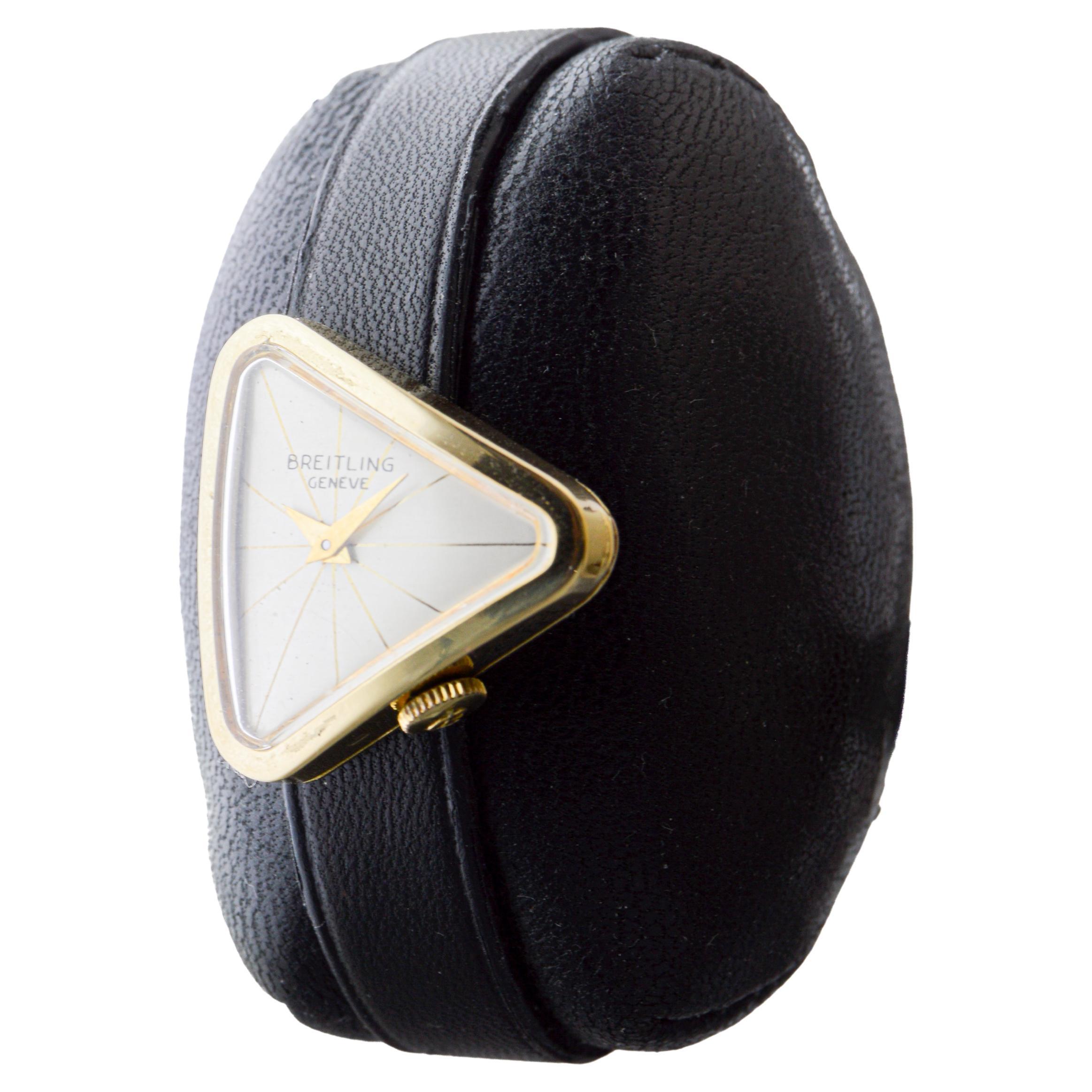 Breitling Very Rare Asymmetrical 18Kt Solid Gold Art Deco Watch 1950's / 1960's im Angebot 2