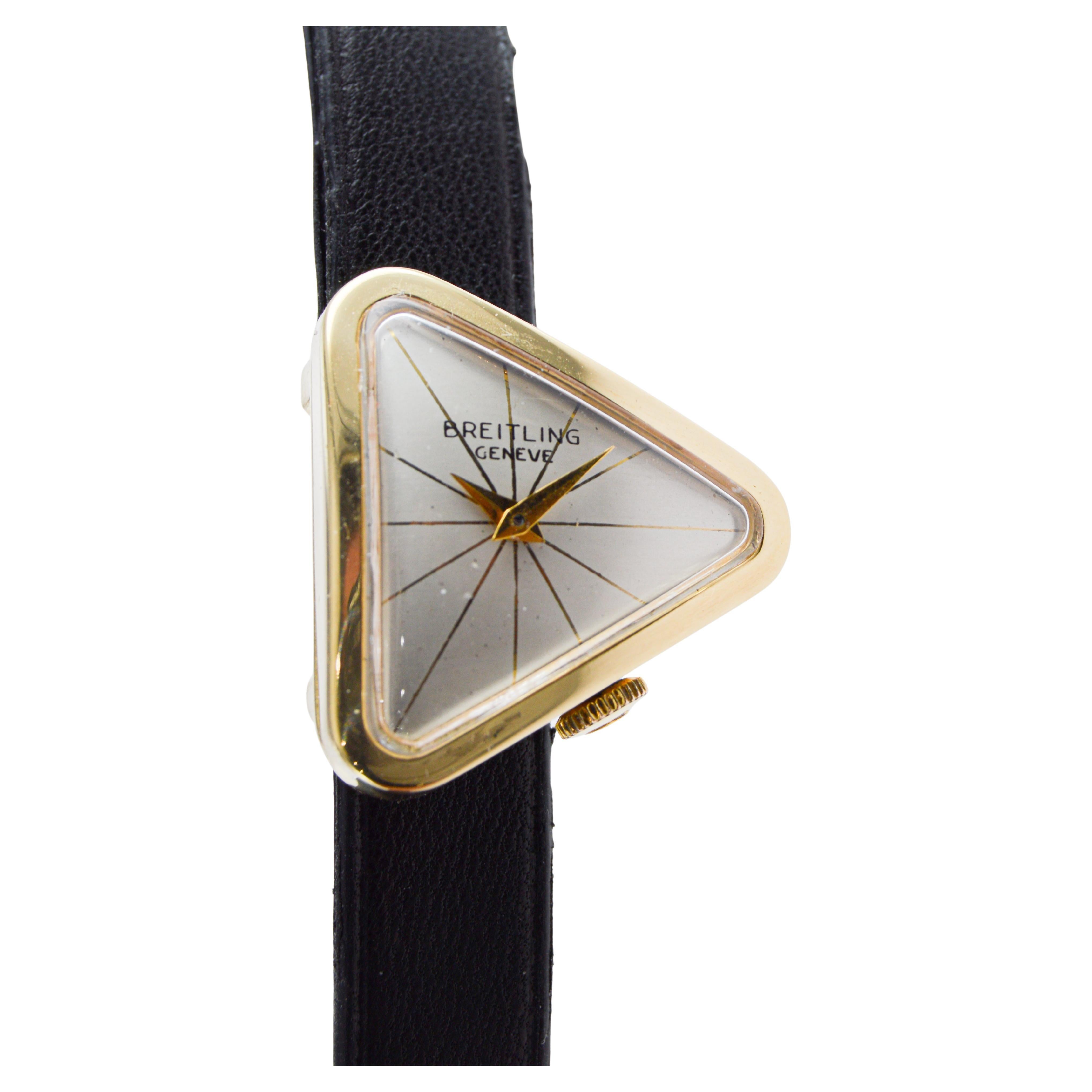 Breitling Very Rare Asymmetrical 18Kt Solid Gold Art Deco Watch 1950's / 1960's im Angebot 3