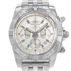 Breitling Windrider Chronomat Silber Zifferblatt Stahl AB011012/G684-375A Ungetragene Box