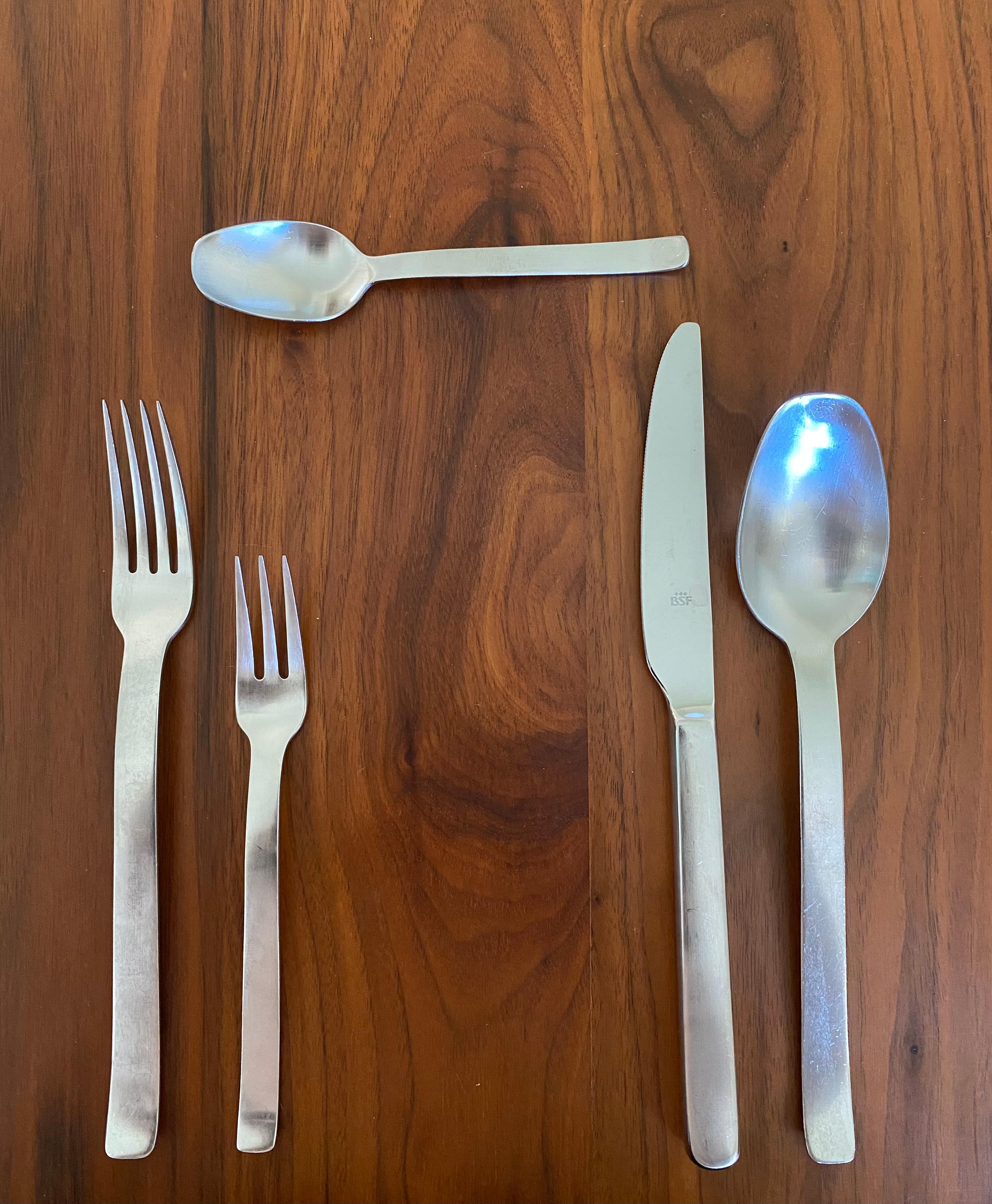 Bremer Silberschmiede Tradition BSF Minimalist Flatware Service for 9 (Germany) In Good Condition In Round Top, TX