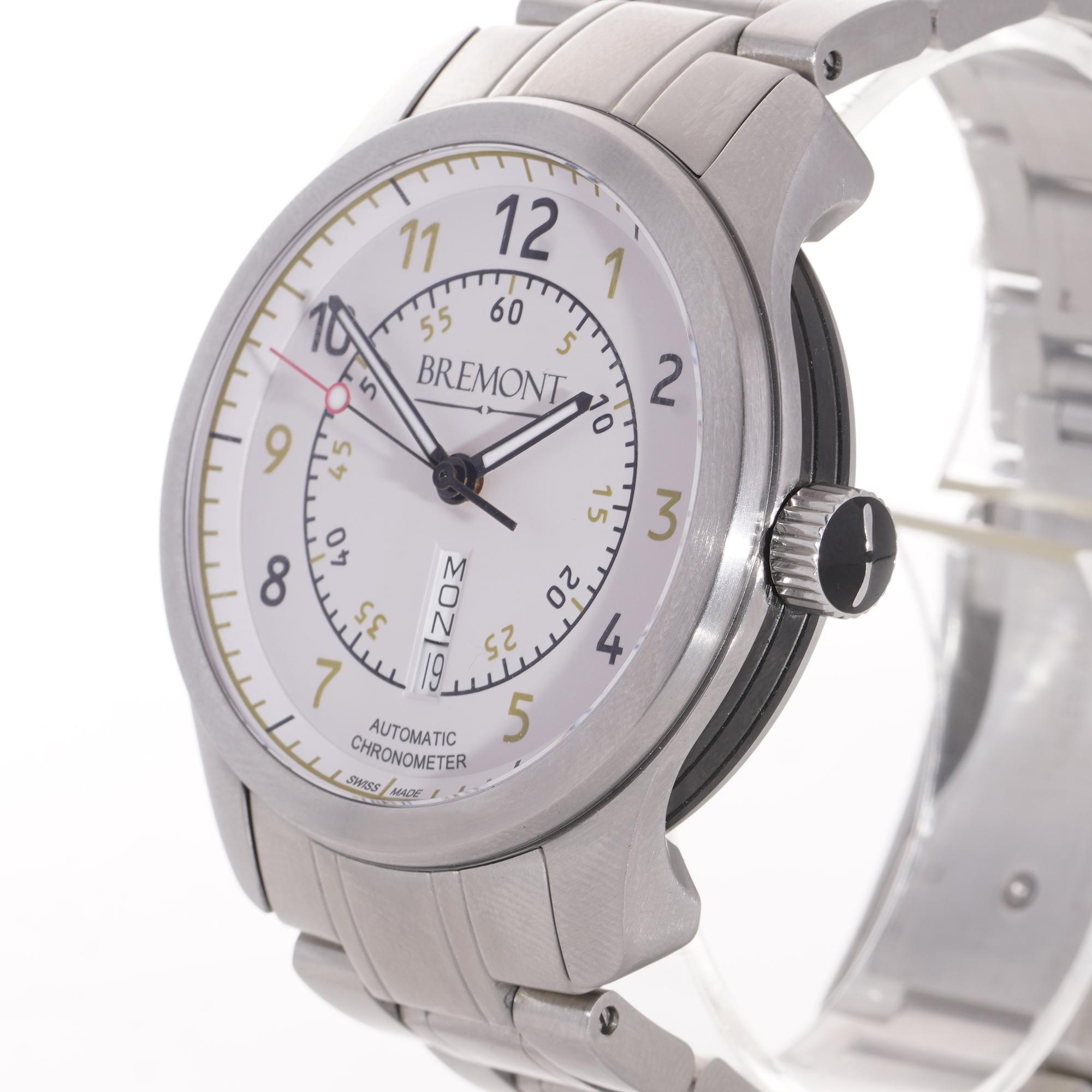 Bremont chronomètre jour et date en acier inoxydable	Montre-bracelet pour hommes BC-S2  Pour hommes en vente