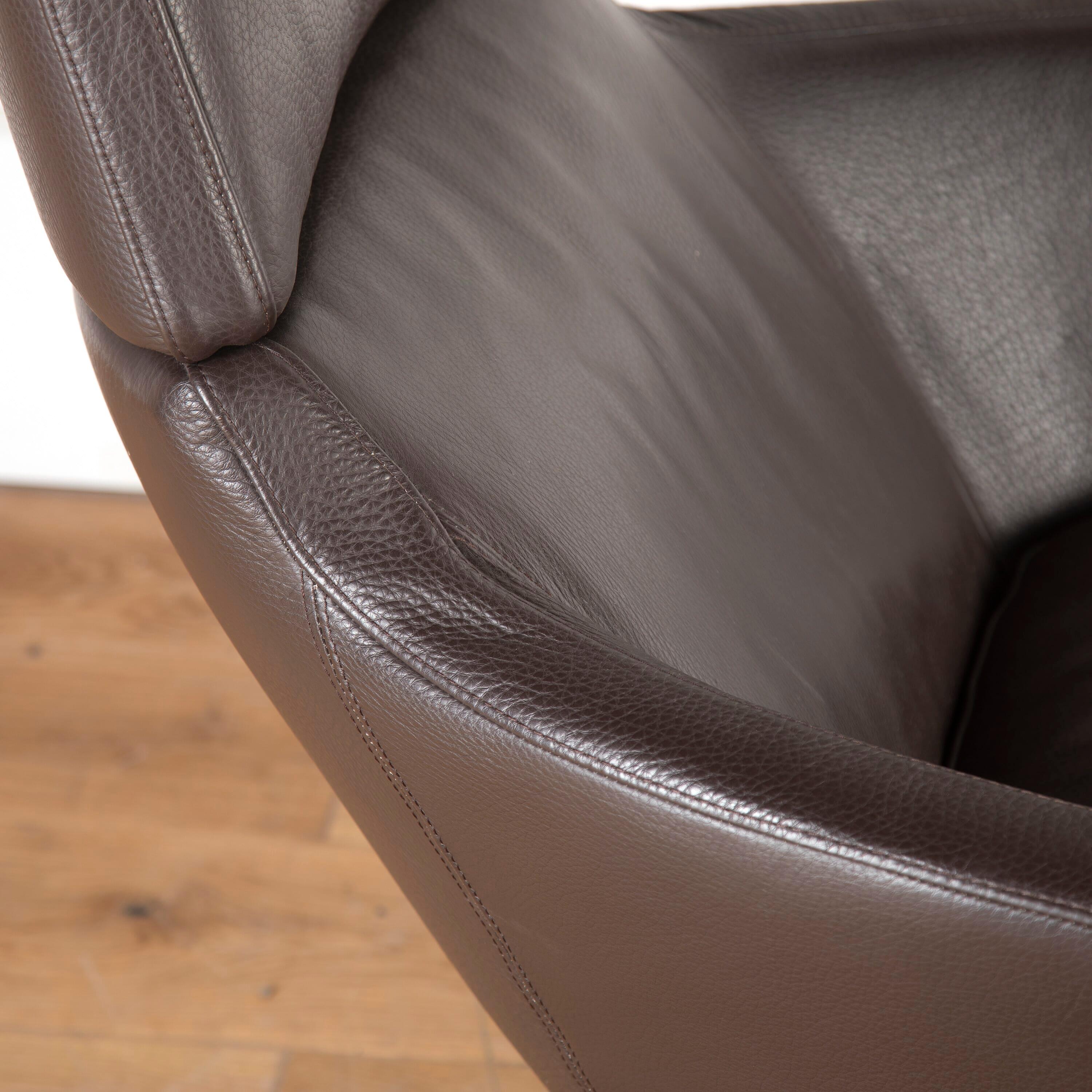 natuzzi leather footstool