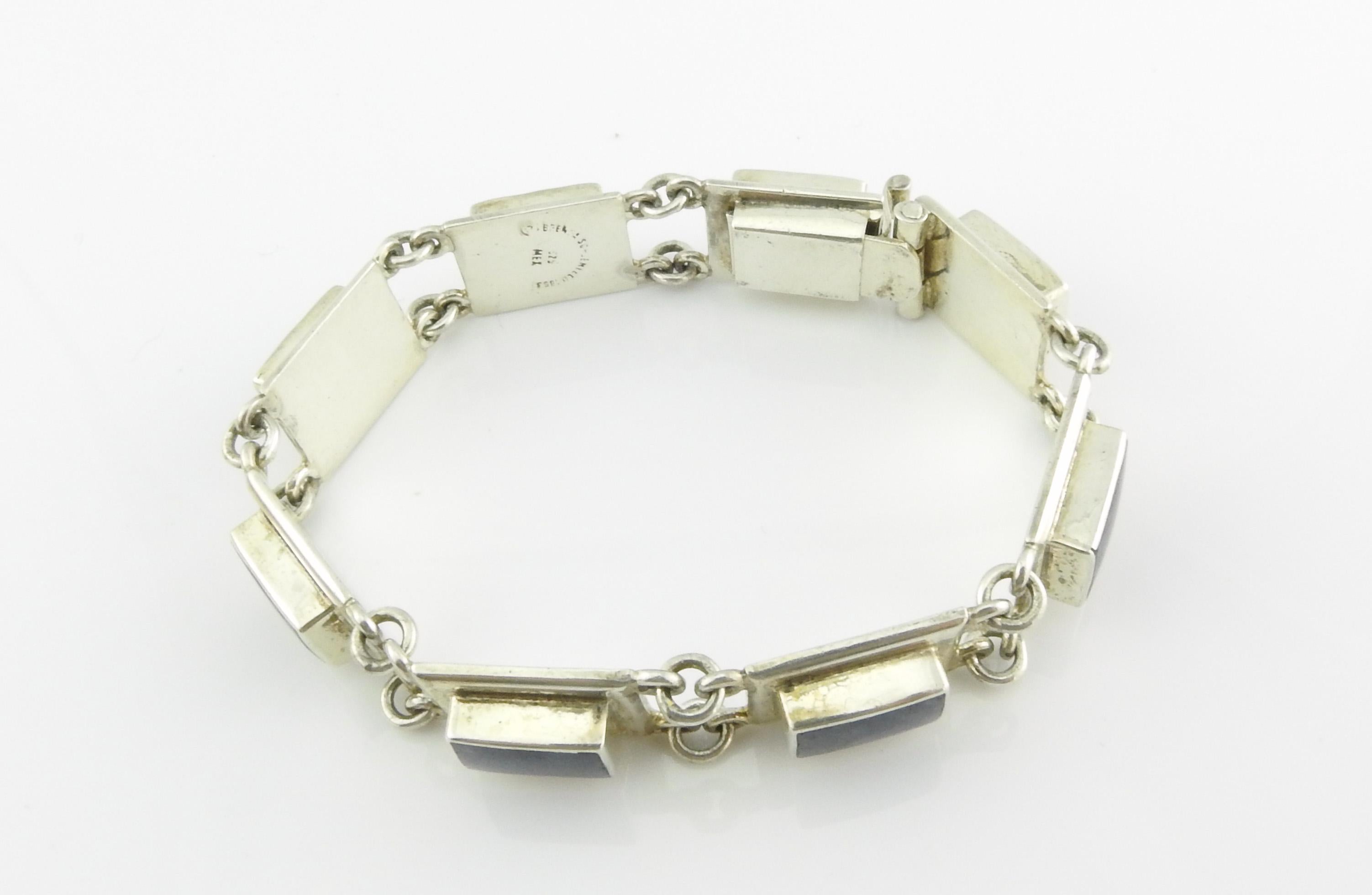 Brenda Schoenfeld, Mexiko, Gliederarmband aus Sterlingsilber mit Lapislazuli-Paneel (Cabochon)