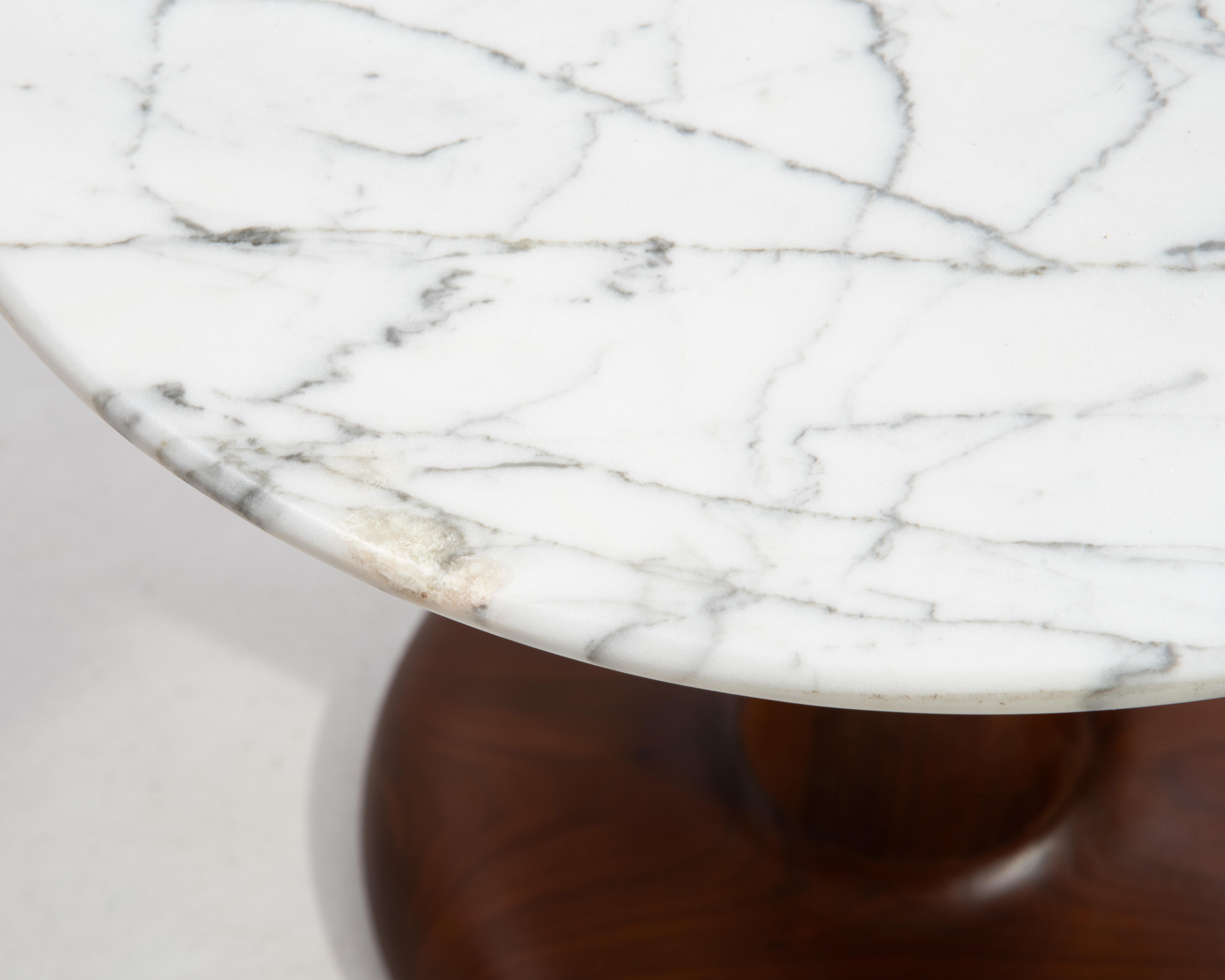 Milieu du XXe siècle Brendon Reilly Mid Century Solid Walnut Marble Side Table Tabouret