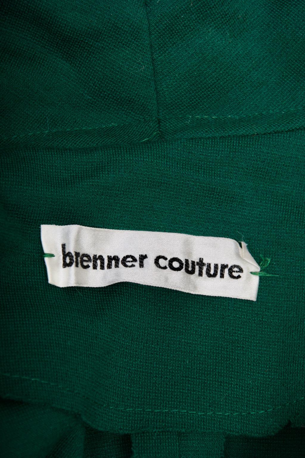 Brenner Couture - Robe longue à carreaux et veste verte en vente 5