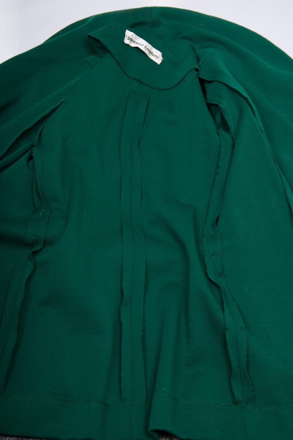 Brenner Couture - Robe longue à carreaux et veste verte en vente 4