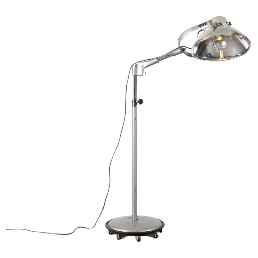 Brenner Metal Corp, lampe sur pied de grande taille, États-Unis, XXe siècle en vente