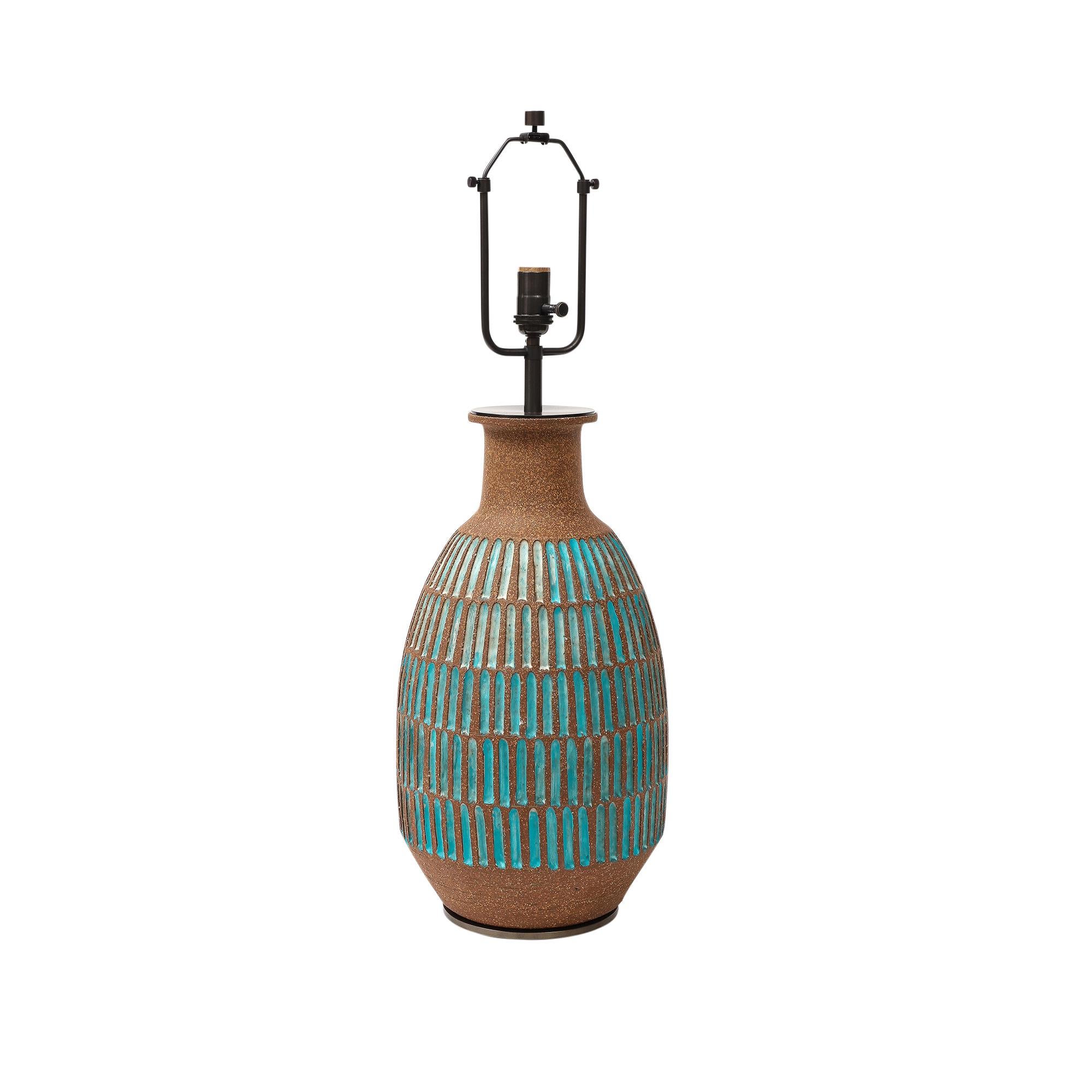 Brent Bennett Lamp, Ceramic, Brown, Aqua Blue, Incised en venta 2