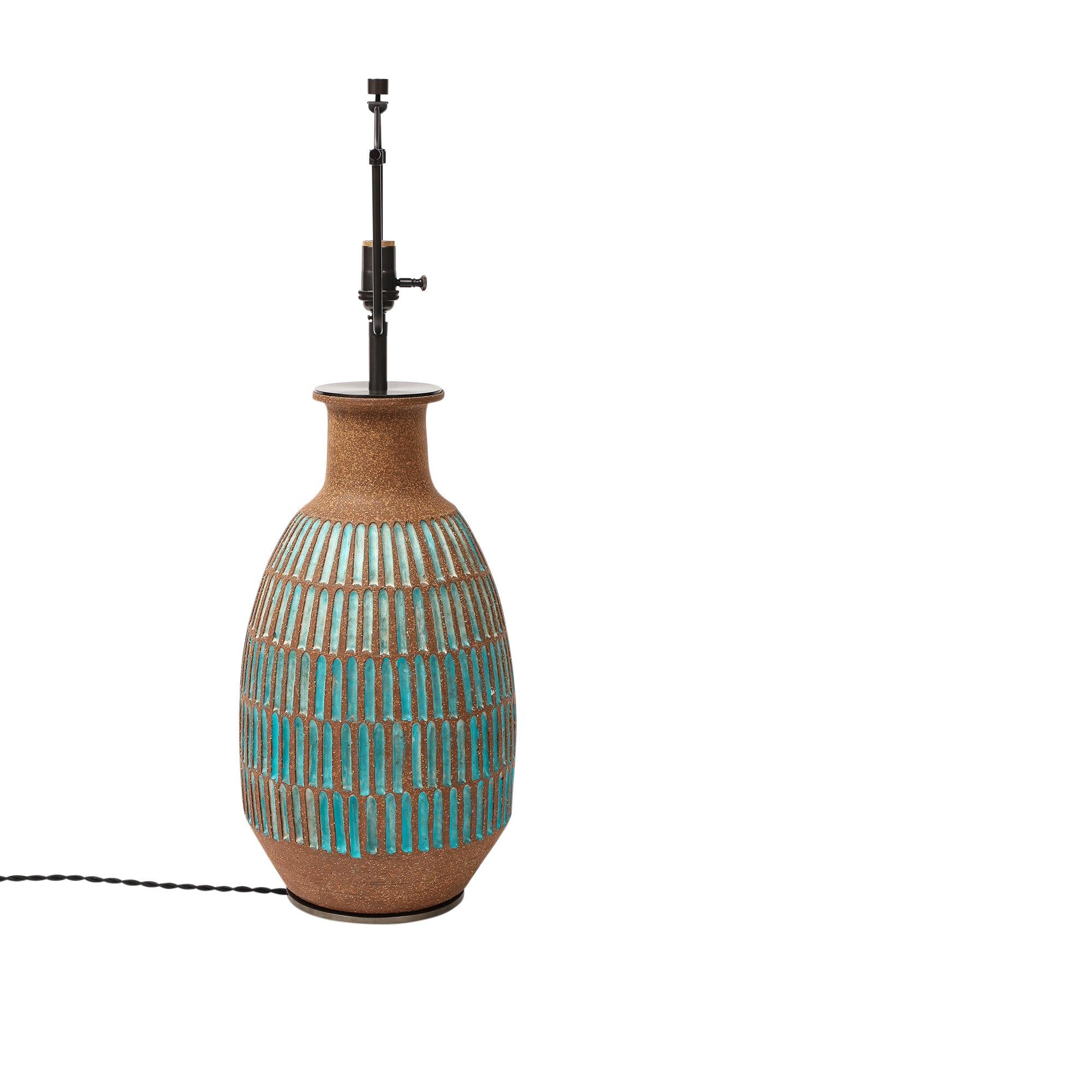 Brent Bennett Lamp, Ceramic, Brown, Aqua Blue, Incised en venta 3