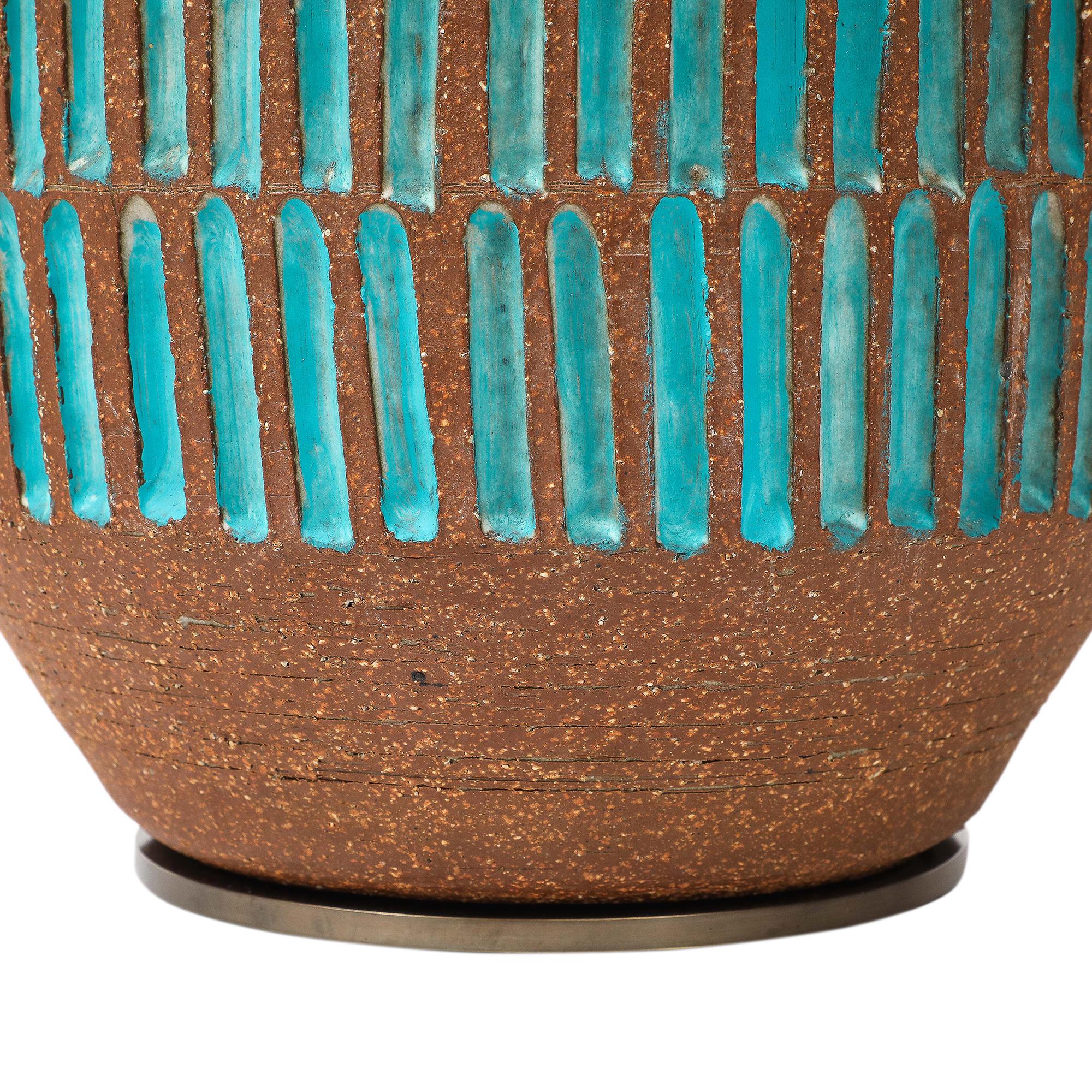 Brent Bennett Lamp, Ceramic, Brown, Aqua Blue, Incised en venta 12