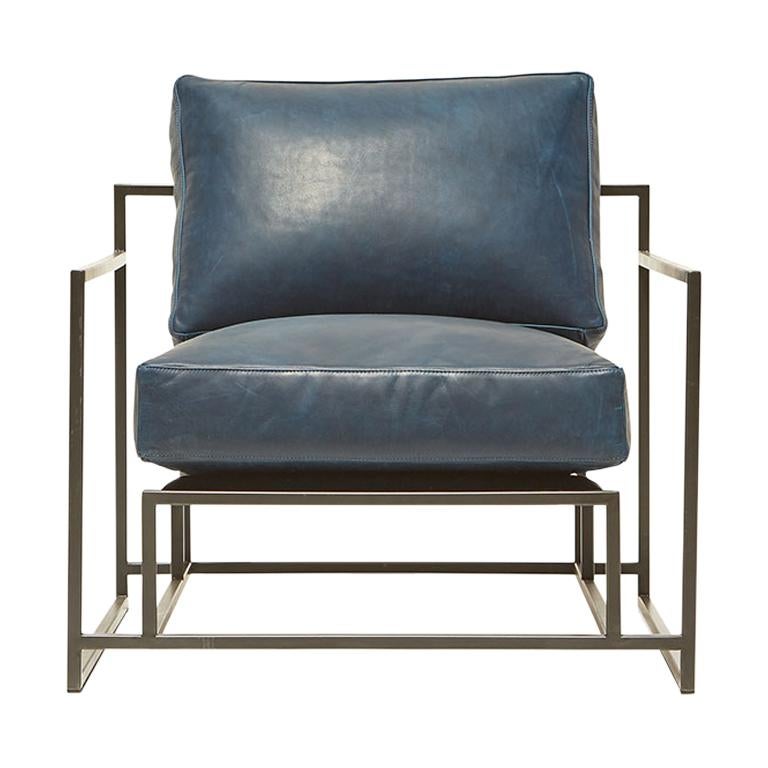 Sillón Brentwood de piel azul marino y acero ennegrecido