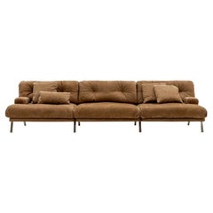 Brera-Sofa – ein bequemes Sofa mit minimaler Metallstruktur